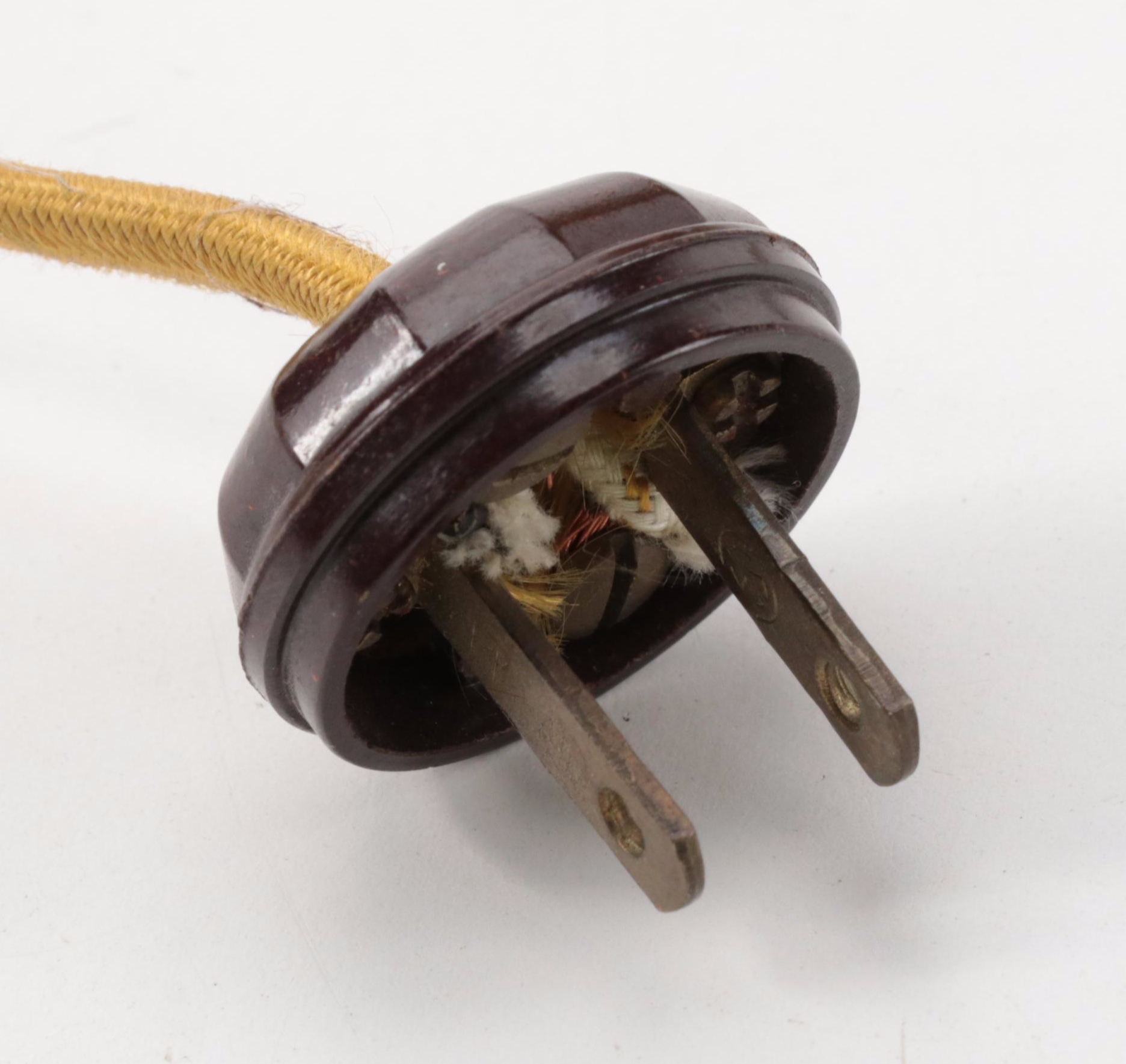 Gold Painted Spelter Cherub Parlor Oil Lamp, Late 19th Century, Adapted