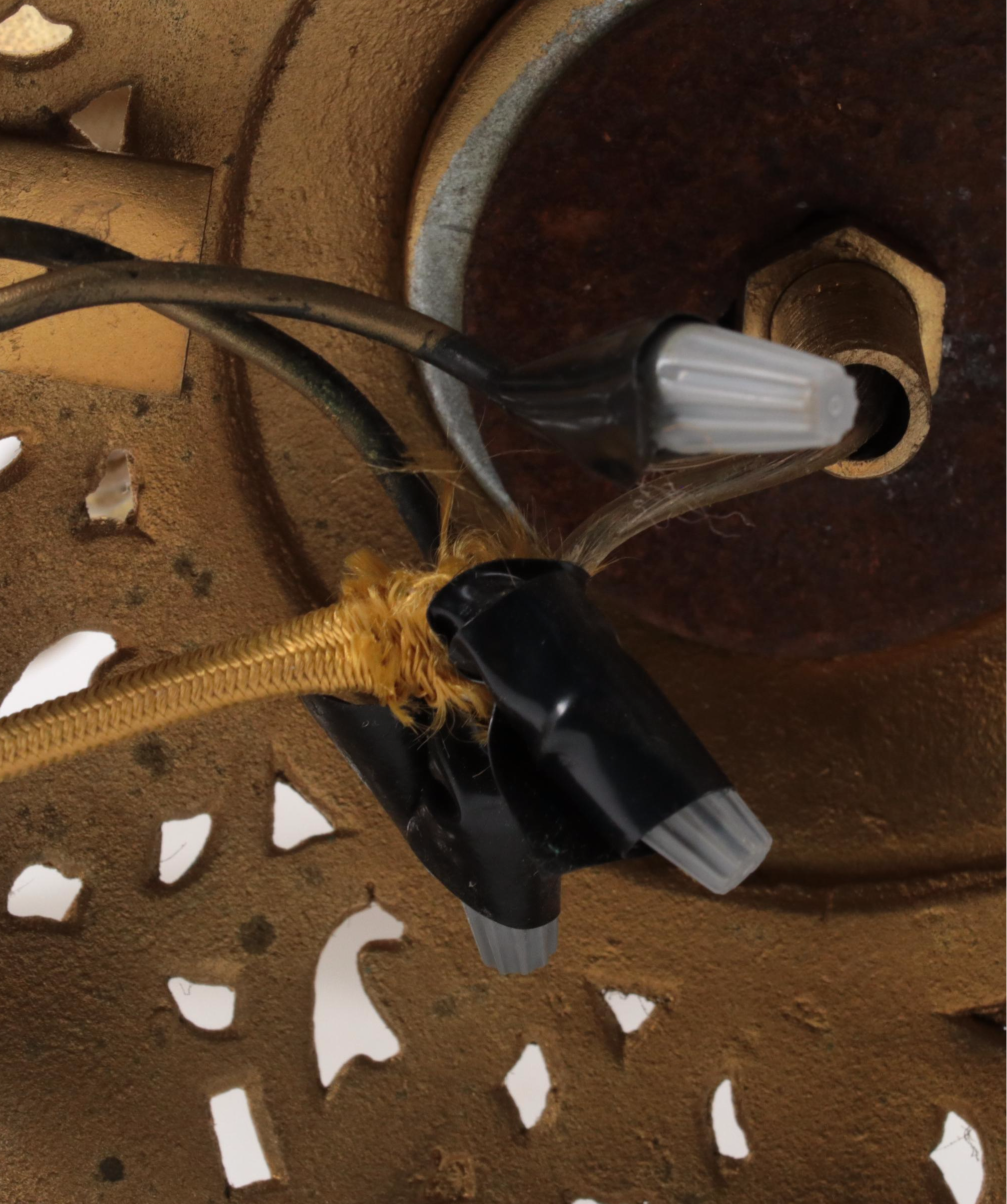 Gold Painted Spelter Cherub Parlor Oil Lamp, Late 19th Century, Adapted