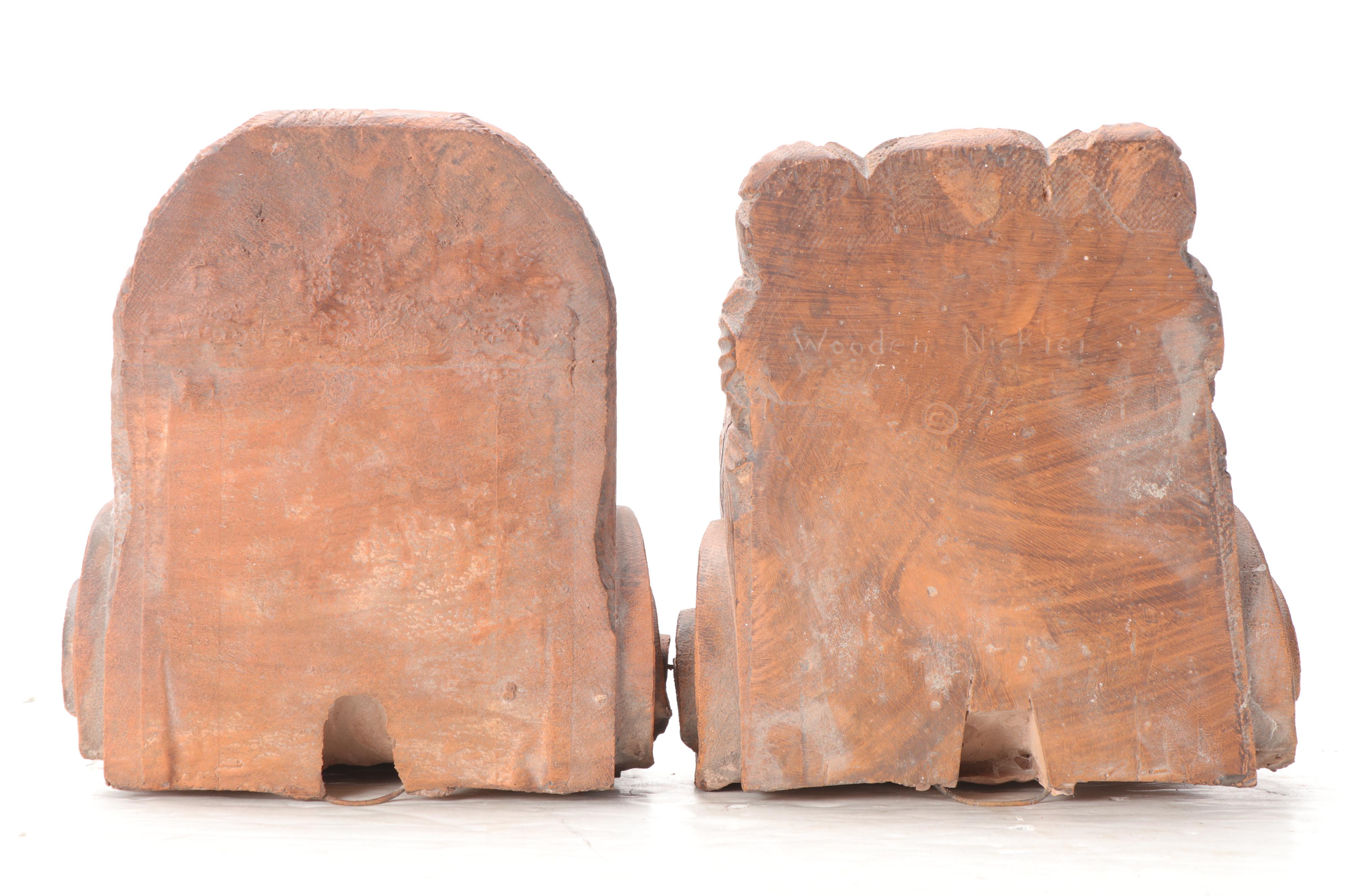 Wood Grain Resin Medieval Style Face Corbels