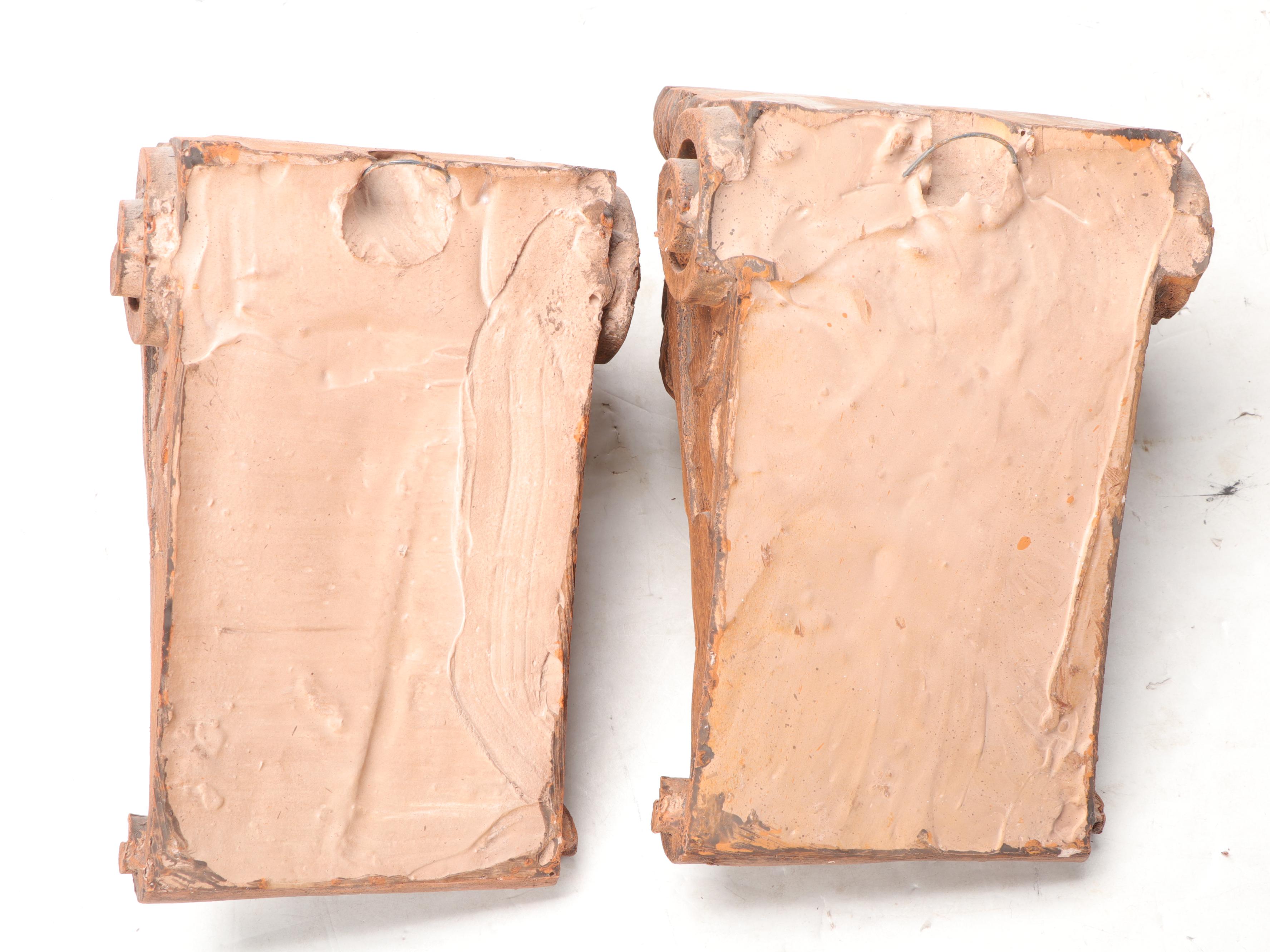 Wood Grain Resin Medieval Style Face Corbels