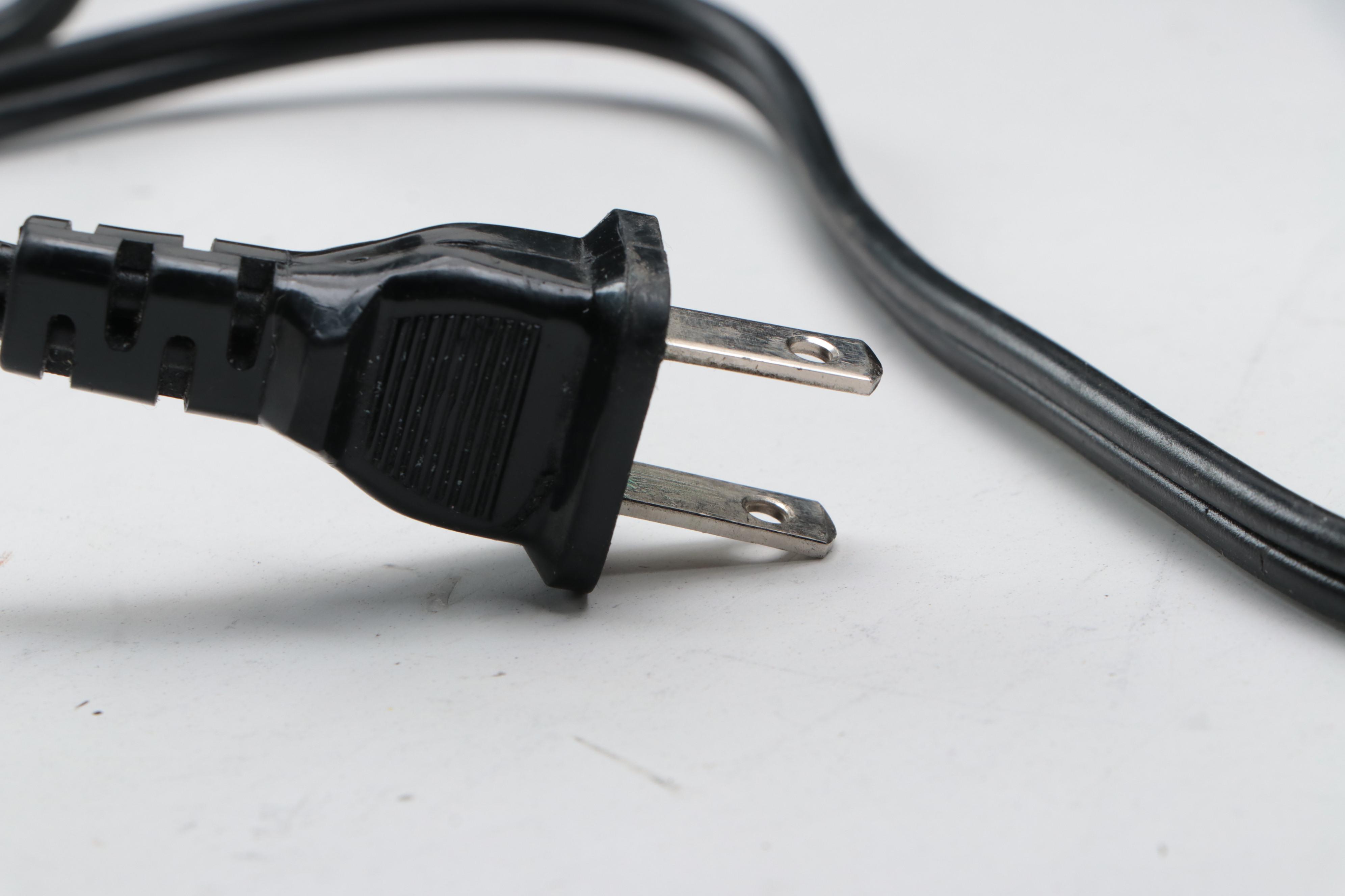 Bose Model 551 Spatial Control Mahogany Veneer Stereo Receiver, Late 20th C