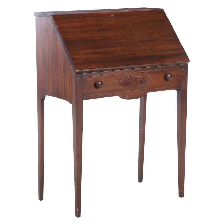 Udell Works, Hepplewhite Style Mahogany Desk, 1930s
