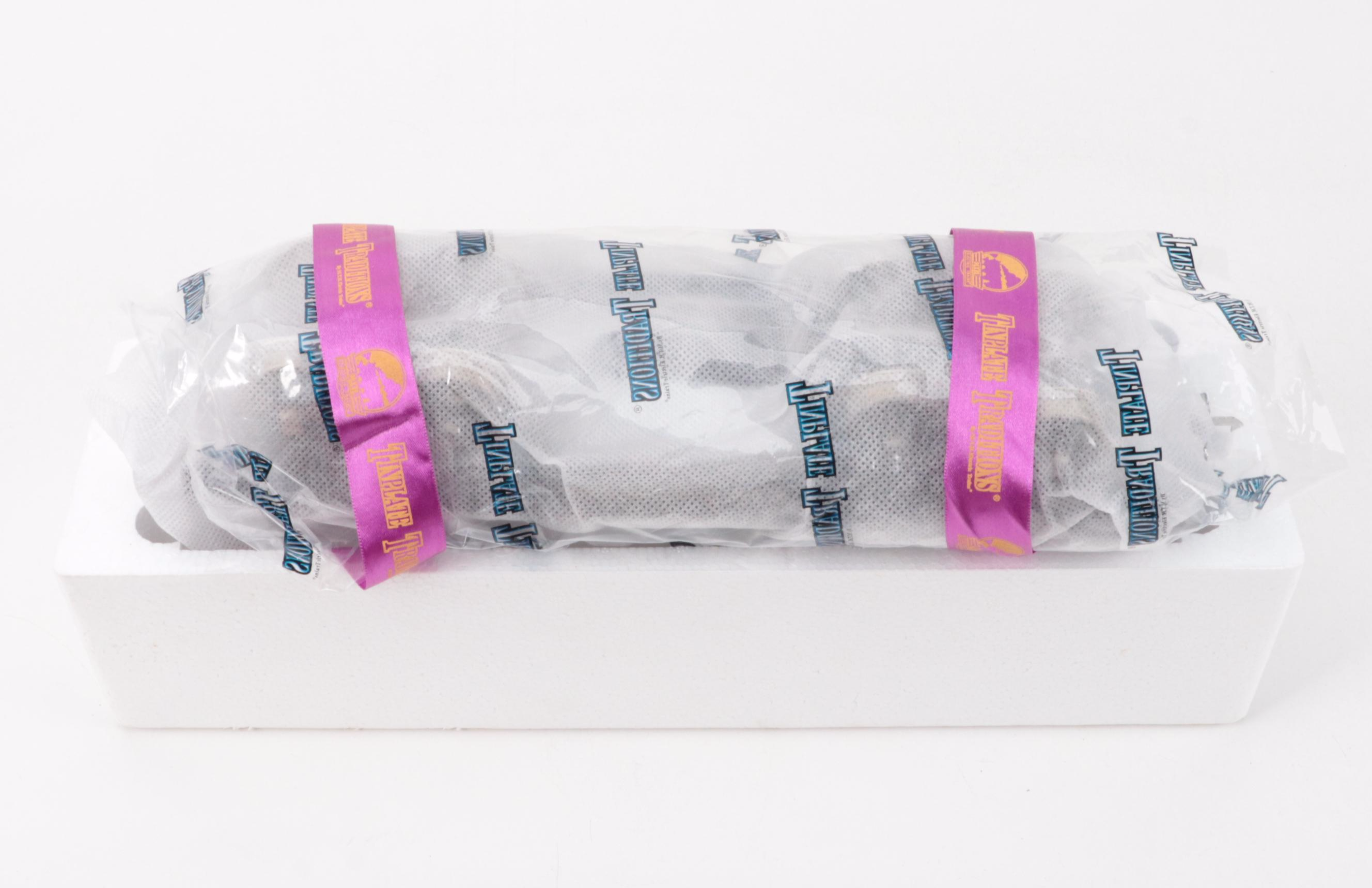 MTH Electric Trains 200 Series Std. Gauge Cabooses and Searchlight Car