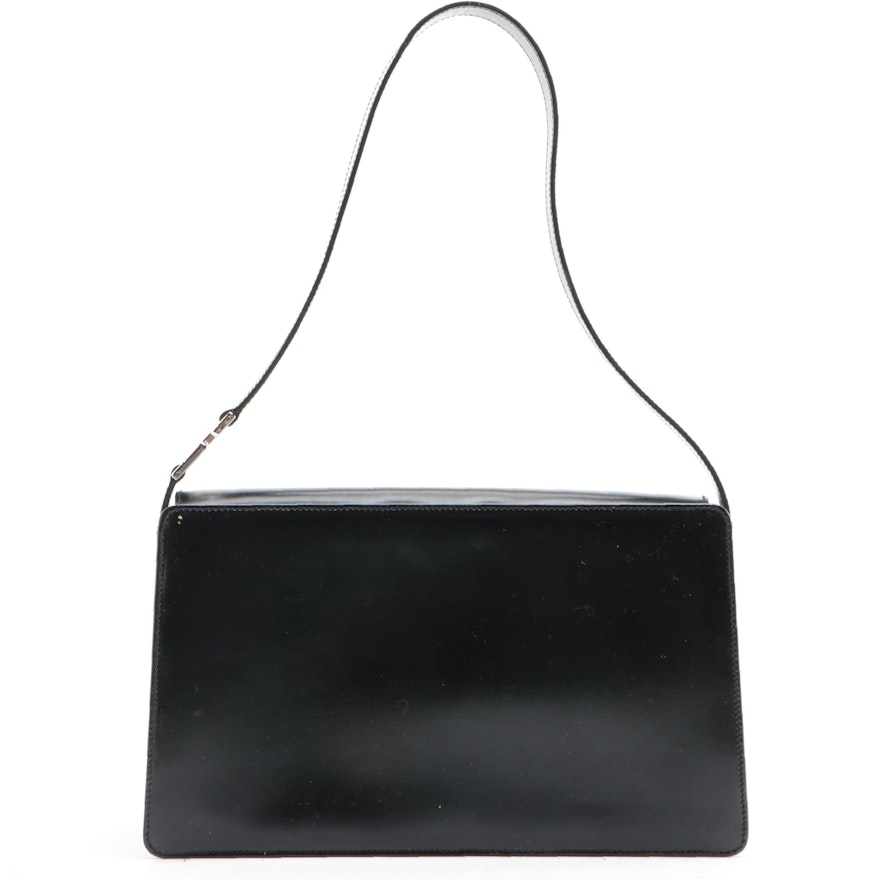 Gucci Small Shoulder Bag in Black Smooth Leather