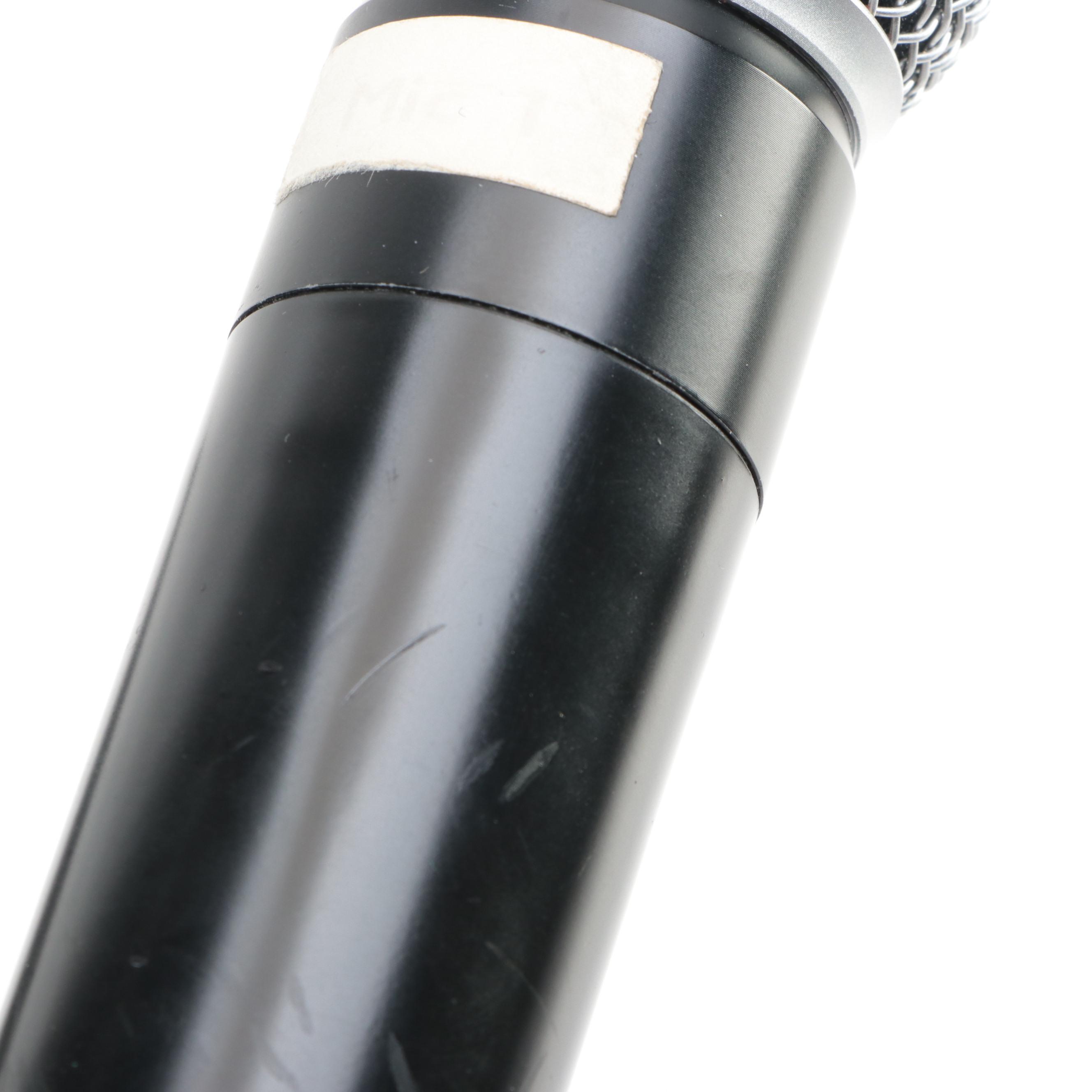 Audio2000'S Wireless Transmitter and Microphones with More in Hard Shell Case