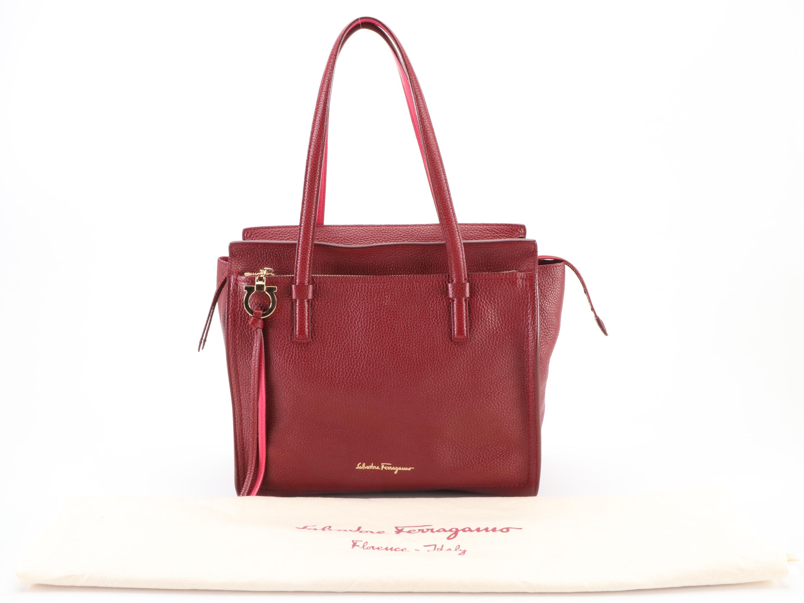 Salvatore Ferragamo Amy Zippered Tote Bag in Grained Leather