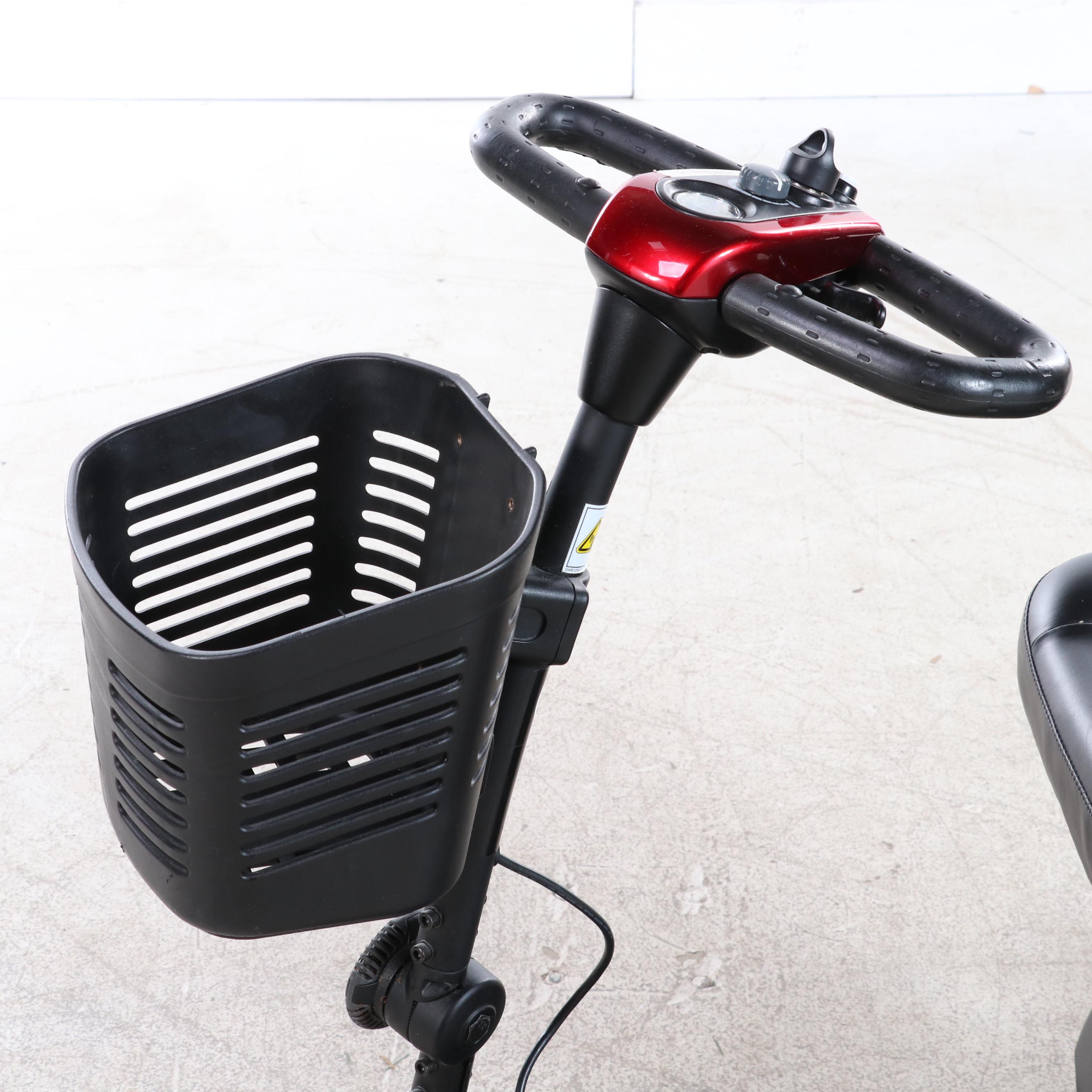 Pride Mobility Products "GoGo Elite Traveller Plus" Three-Wheel Scooter