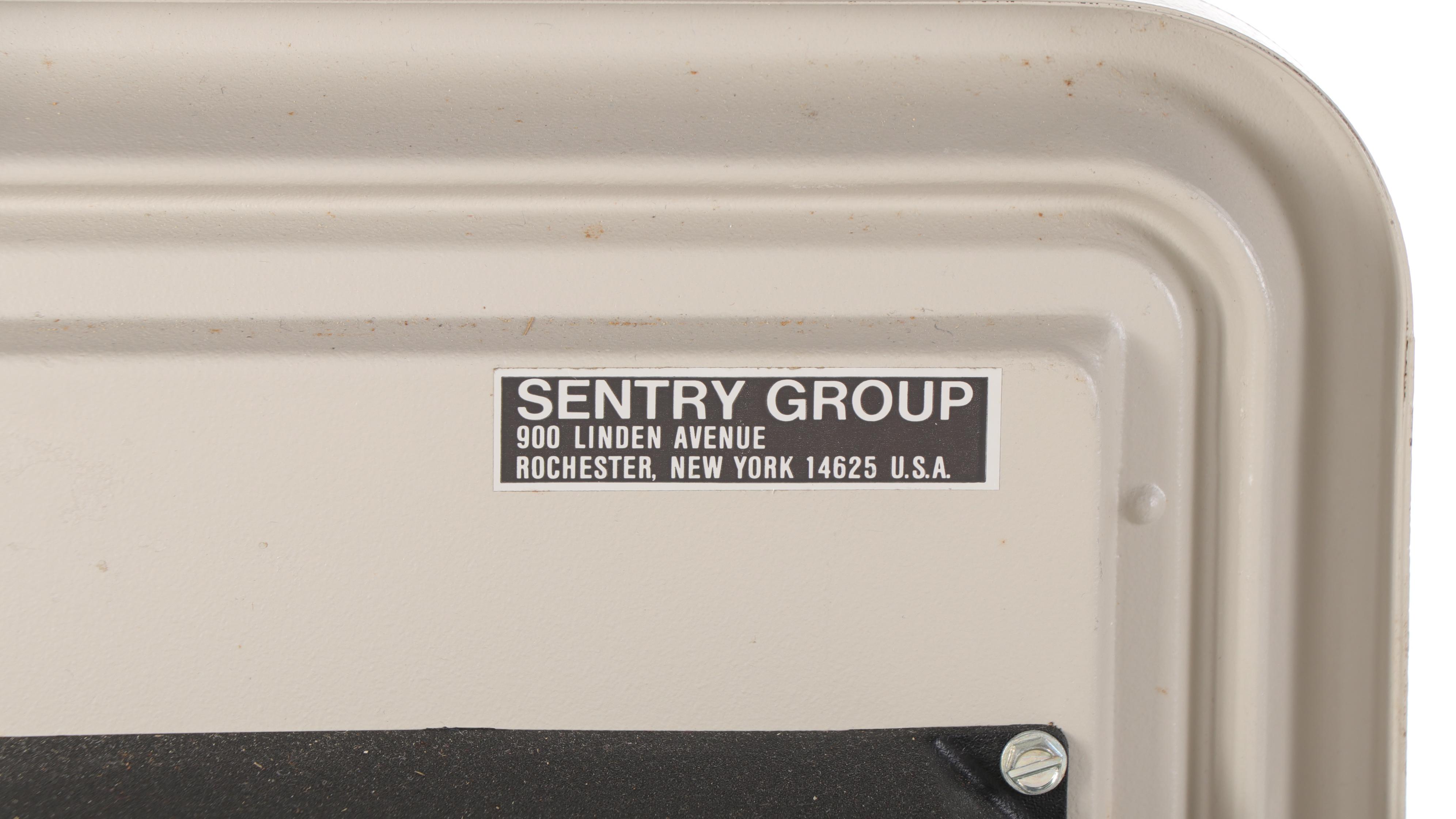 Sentry Model 1250 Safe