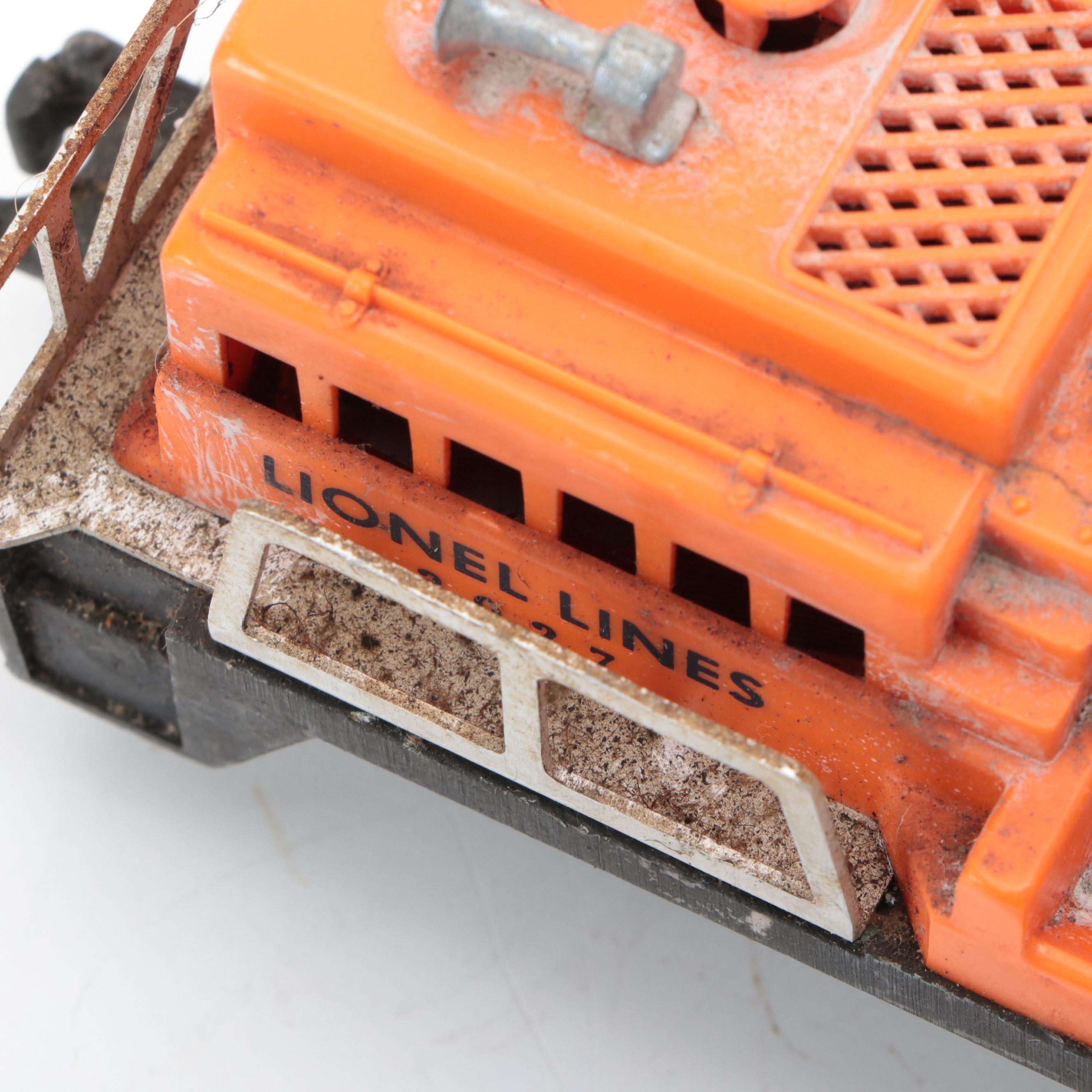 Lionel O-Scale Track Cleaning Car and Gang Car with Transformer and Power Clip