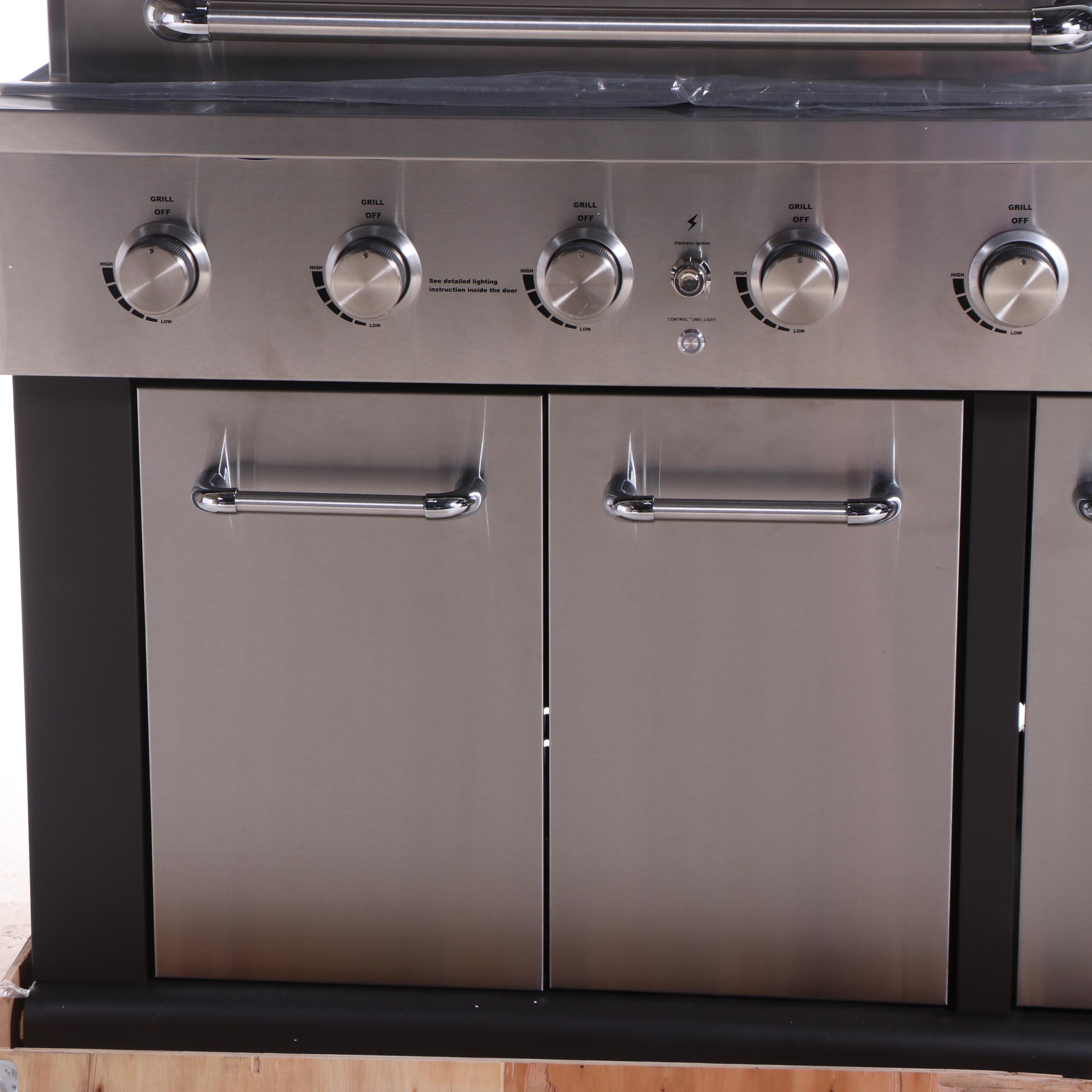 Member's Mark Modular Five-Burner Grill and Corner Cabinet