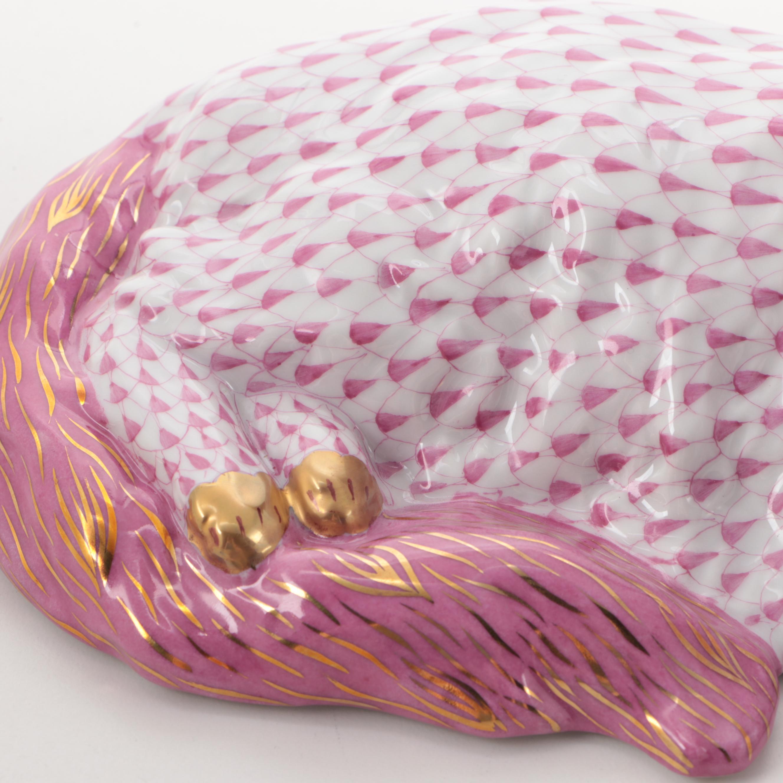 Herend Raspberry Fishnet with Gold "Lying Cat" Porcelain Figurine, April 1997