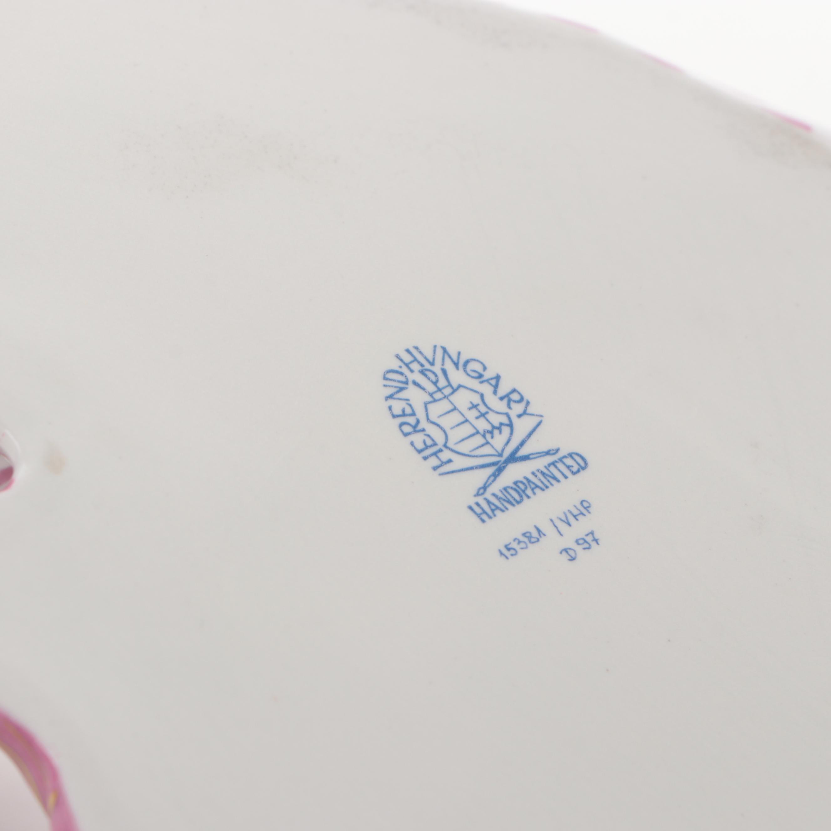 Herend Raspberry Fishnet with Gold "Lying Cat" Porcelain Figurine, April 1997