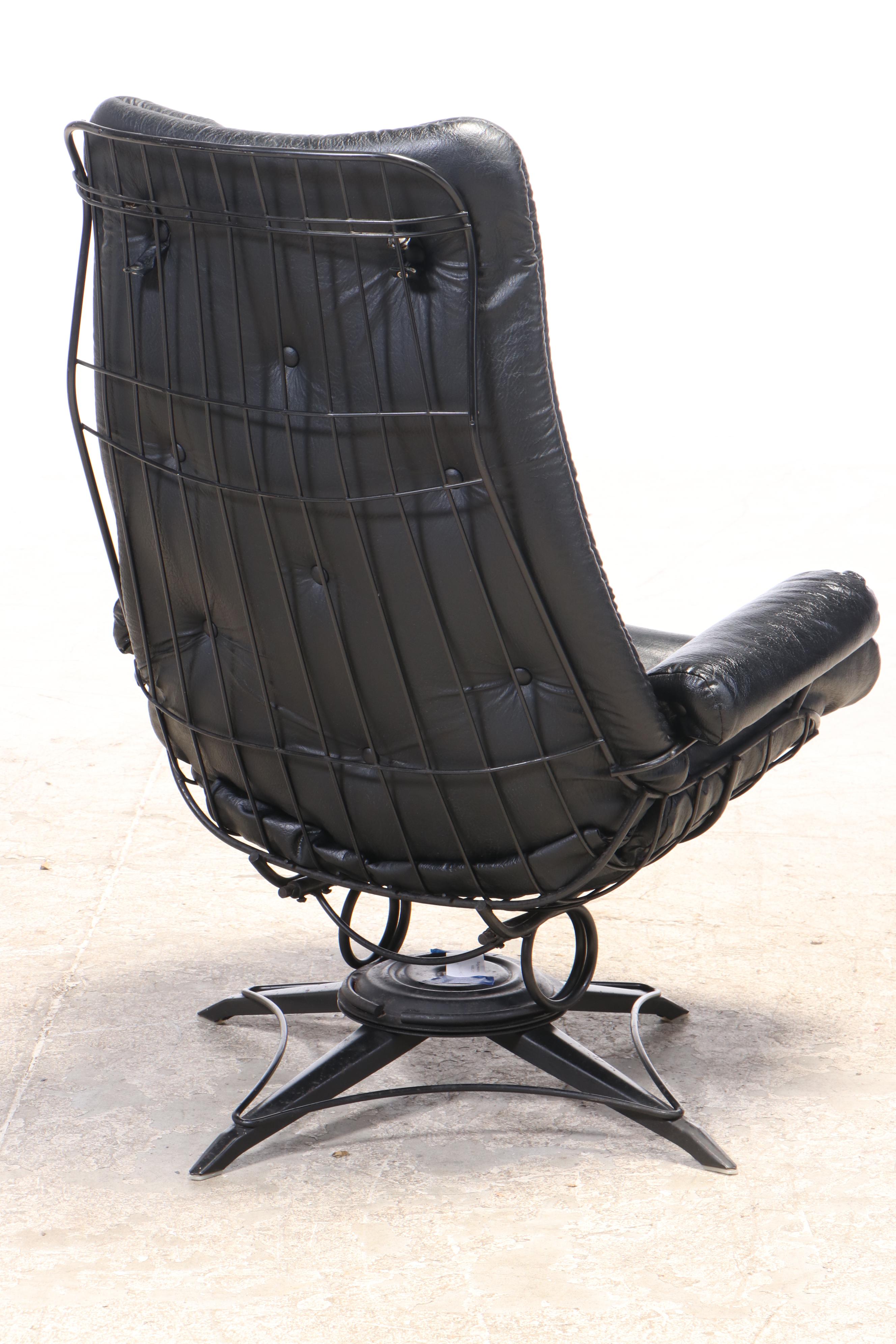 Homecrest Mid Century Modern Steel and Vinyl Lounge Chair and Ottoman, 1970s