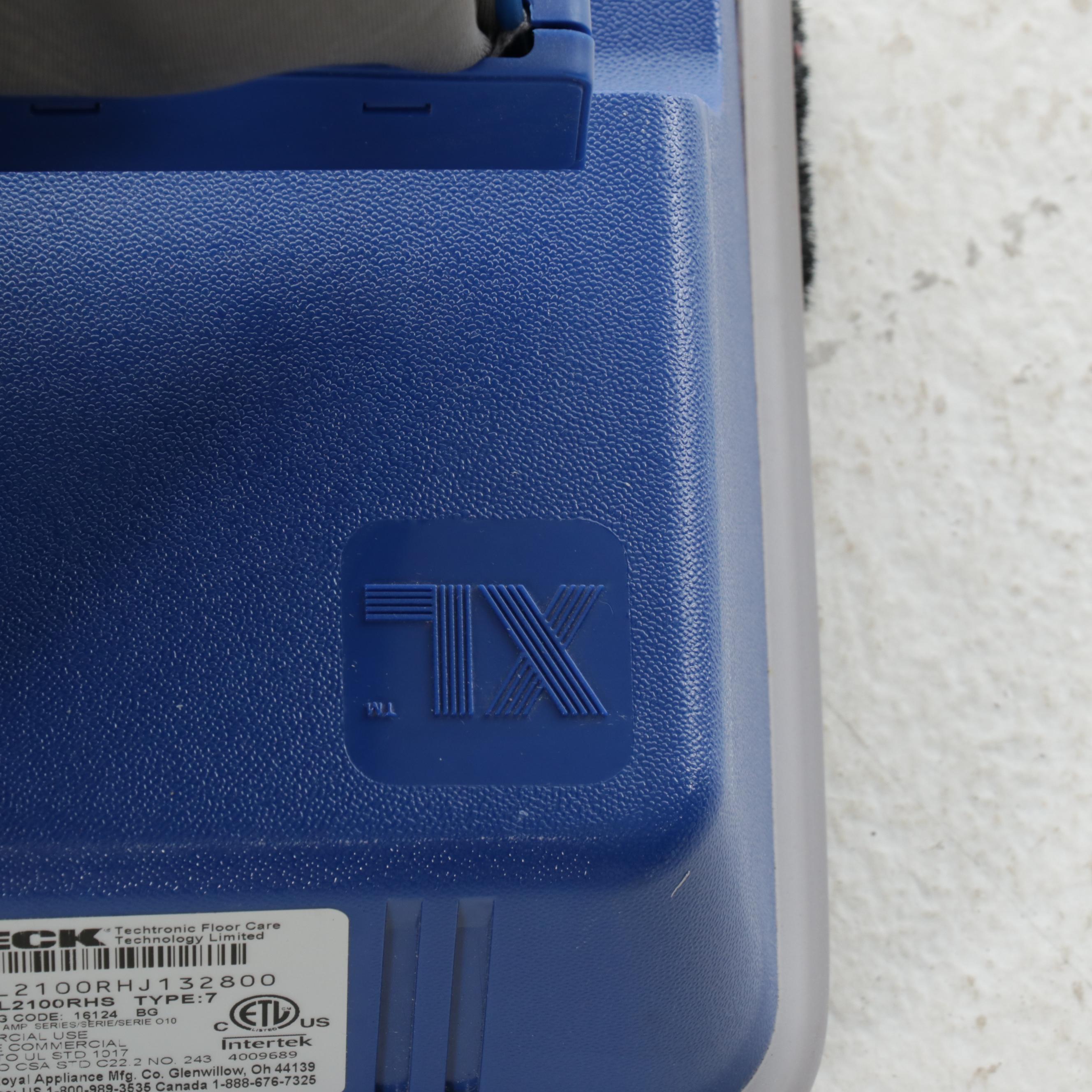 Oreck XL Commercial Vacuum Cleaner