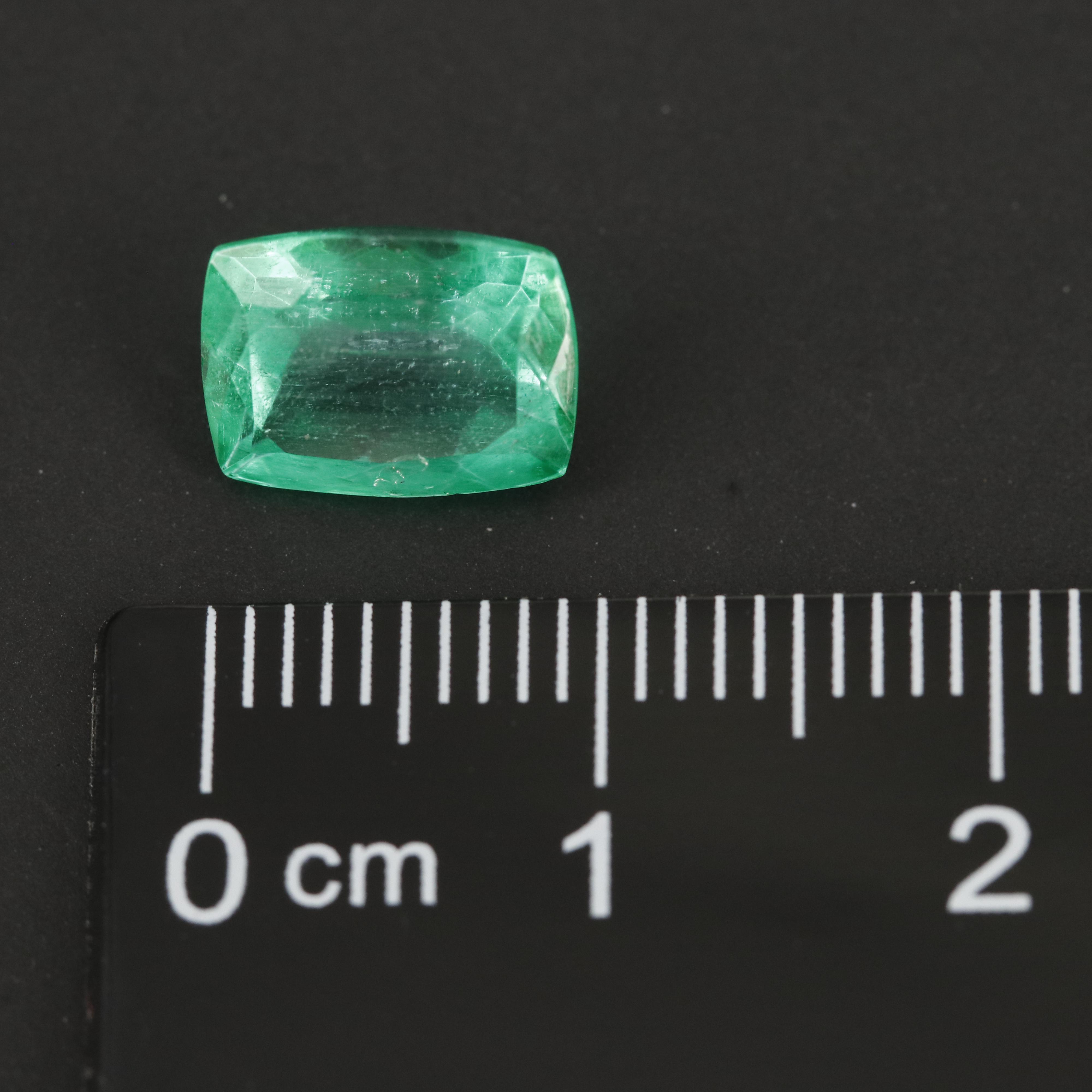 Loose Cushion Faceted Beryl