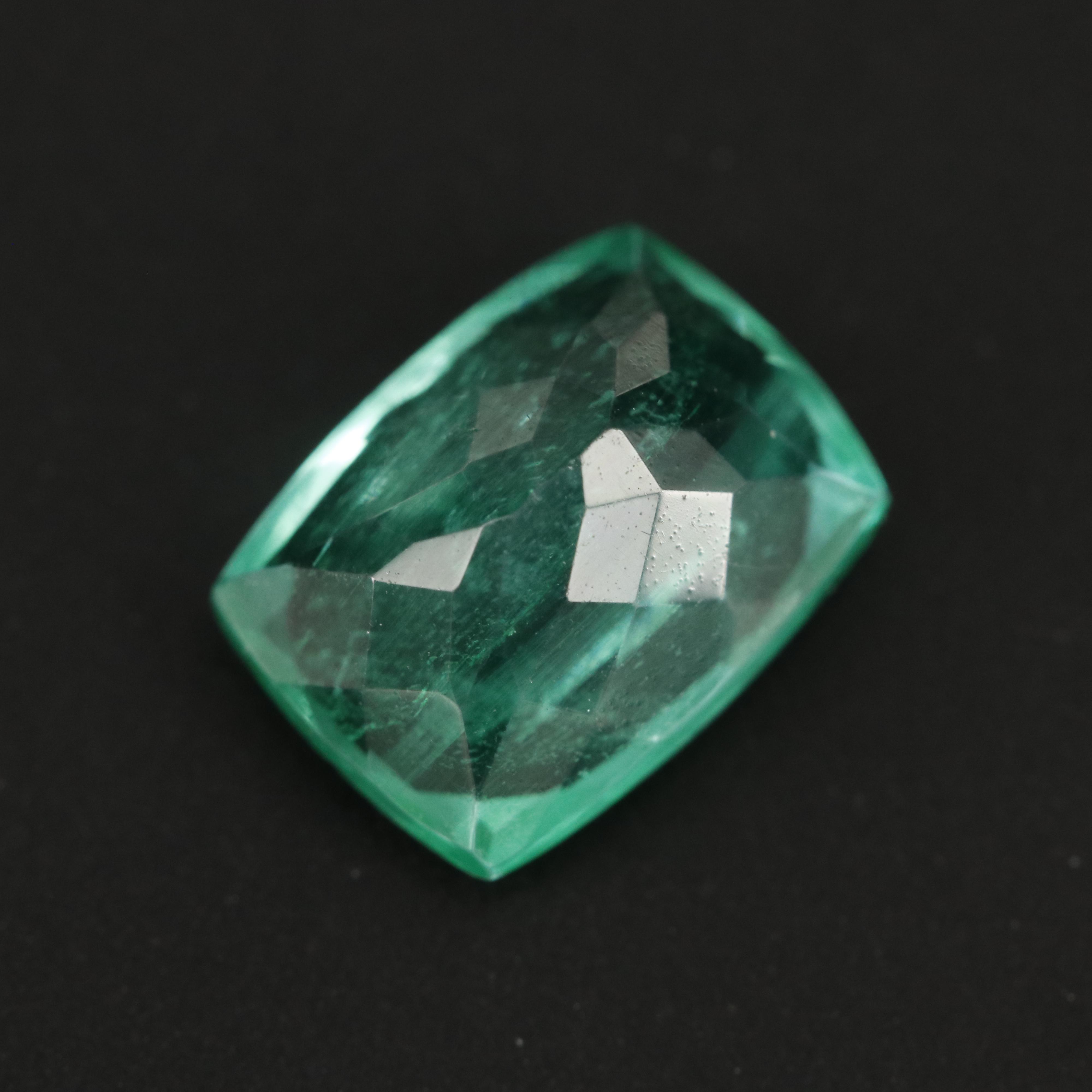 Loose Cushion Faceted Beryl