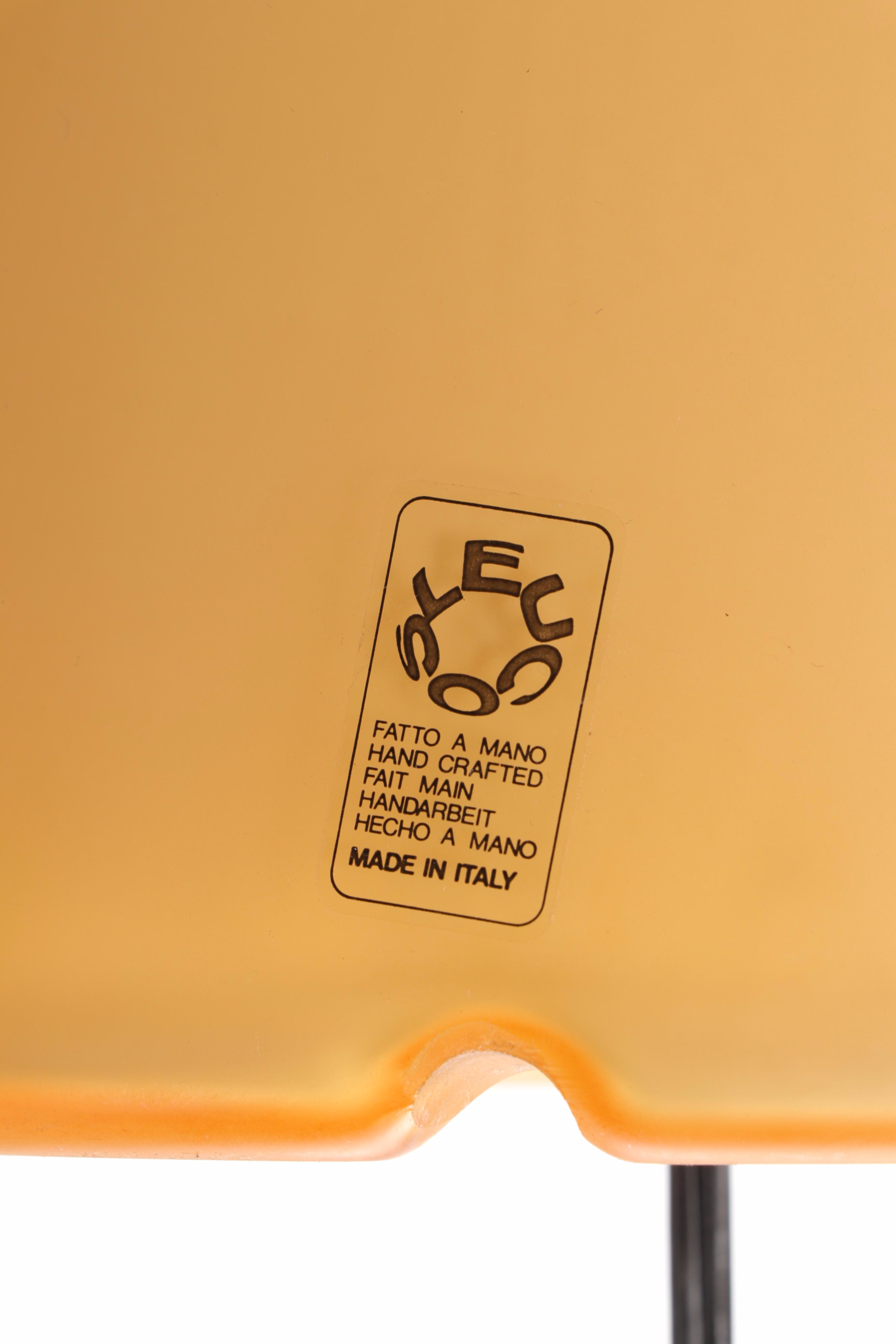 Leucos Italian Modern Handcrafted Glass Table Top Lamp, Contemporary