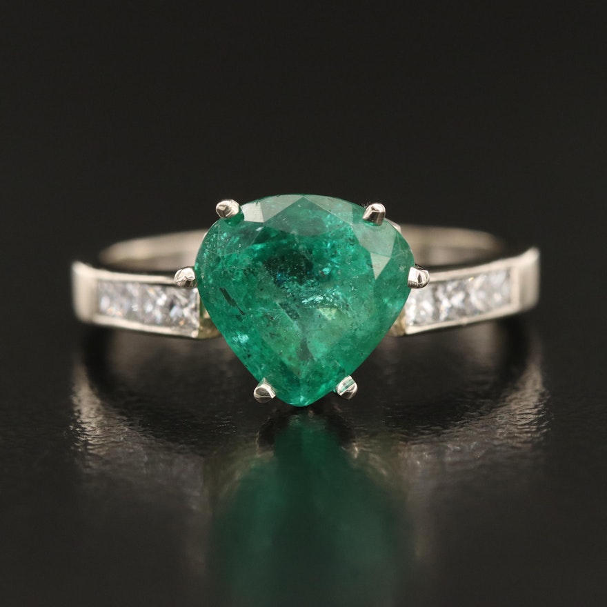 14K 2.33 CT Emerald and Diamond Ring with IGI Report