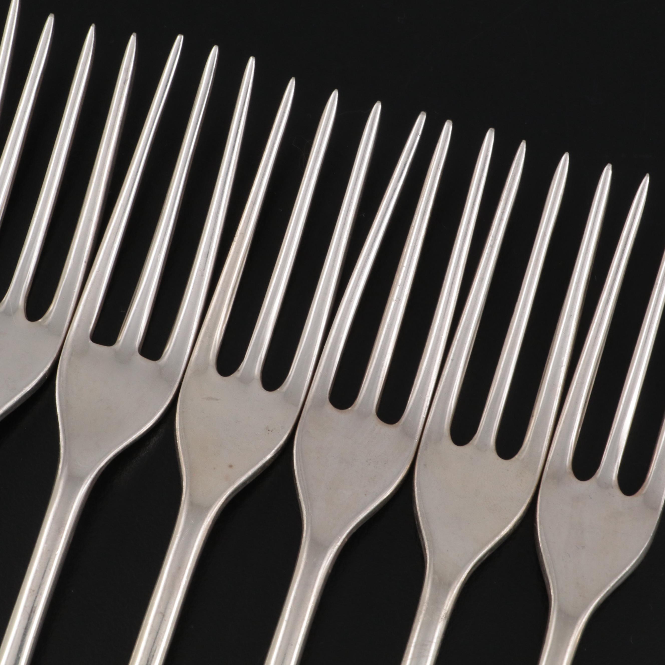 Kirk-Steiff "Williamsburg Queen Anne" Sterling Silver Flatware