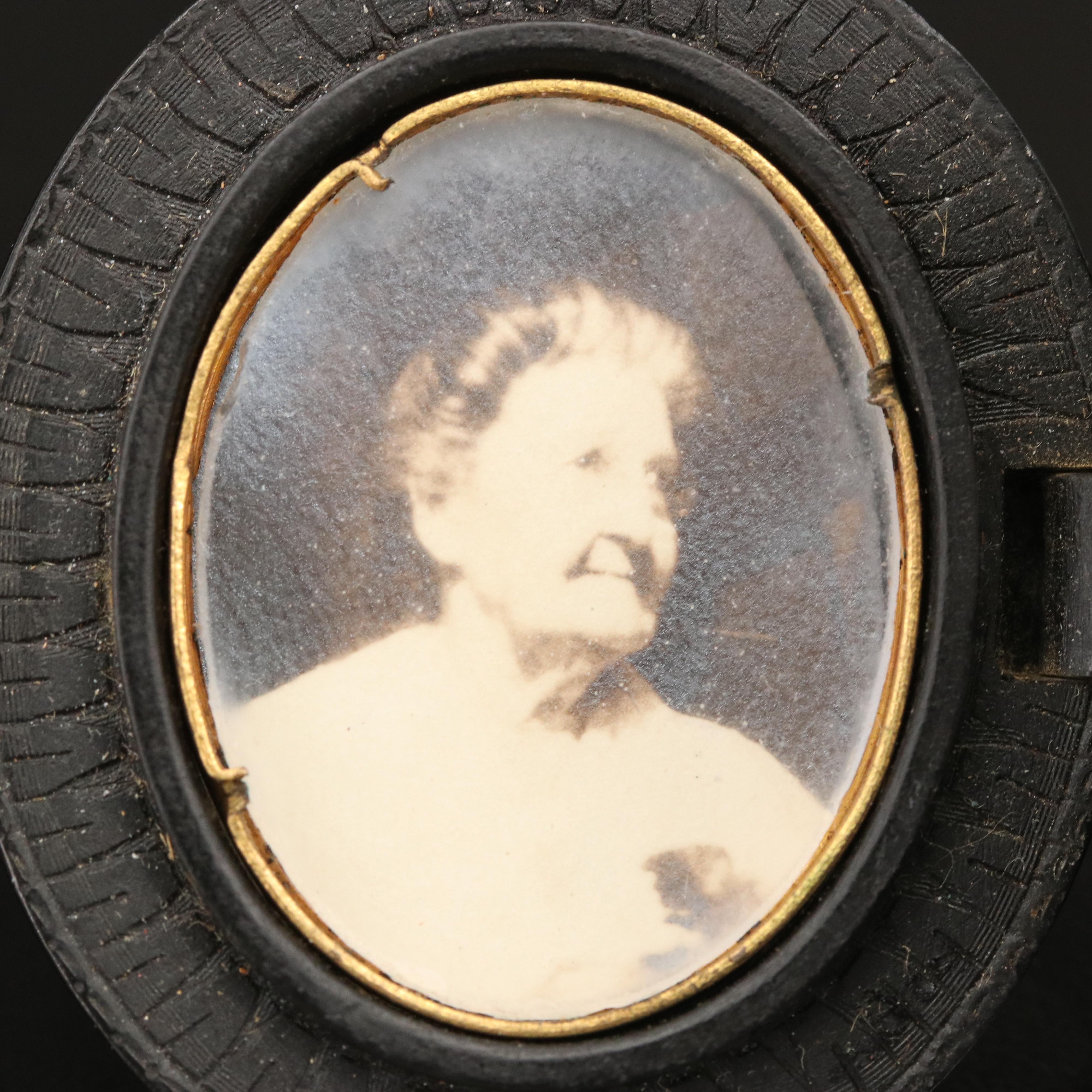 Mid-Victorian High Relief Carved Jet Mourning Locket with Swallows