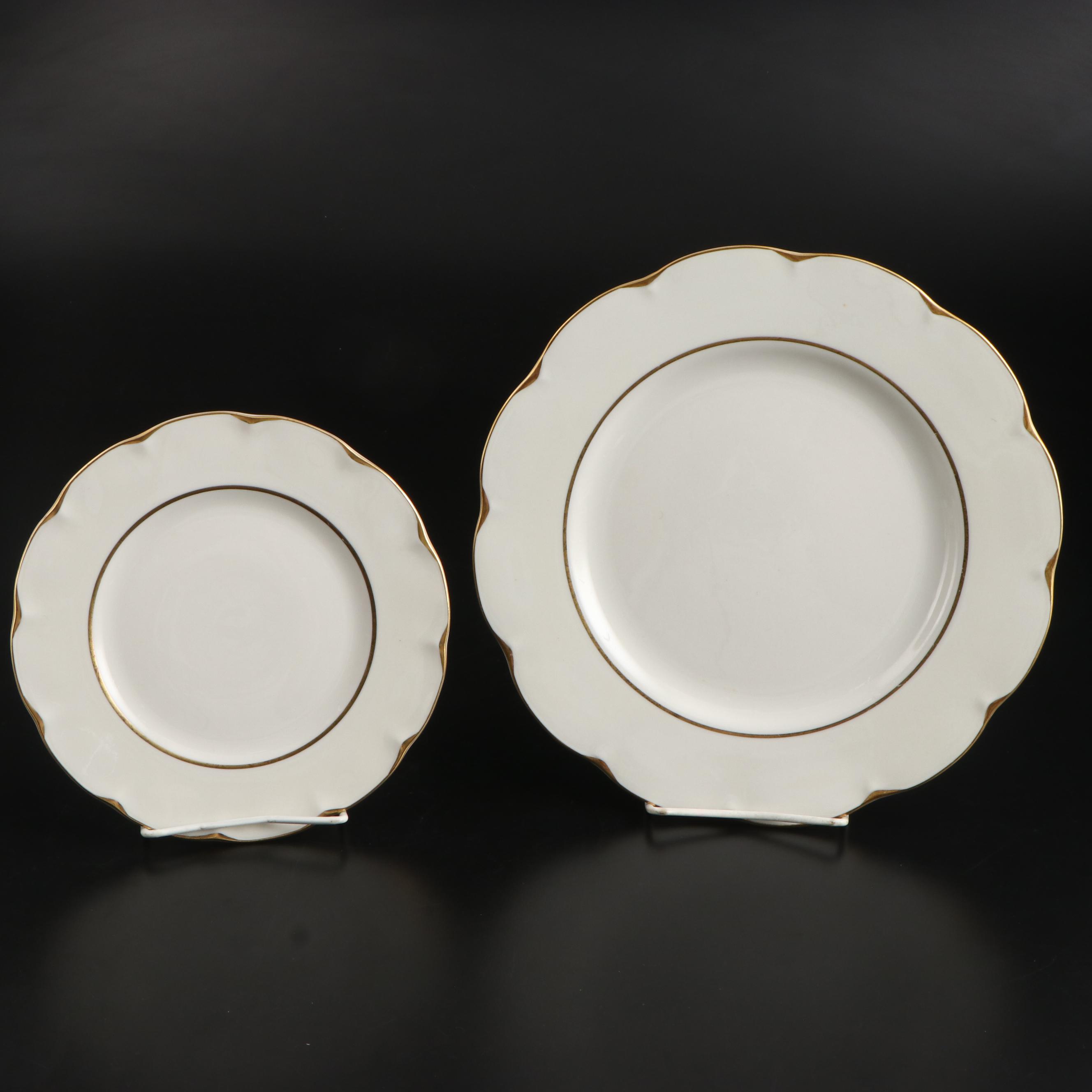 Theodore Haviland "Concorde" Porcelain Dinnerware, Mid-20th Century