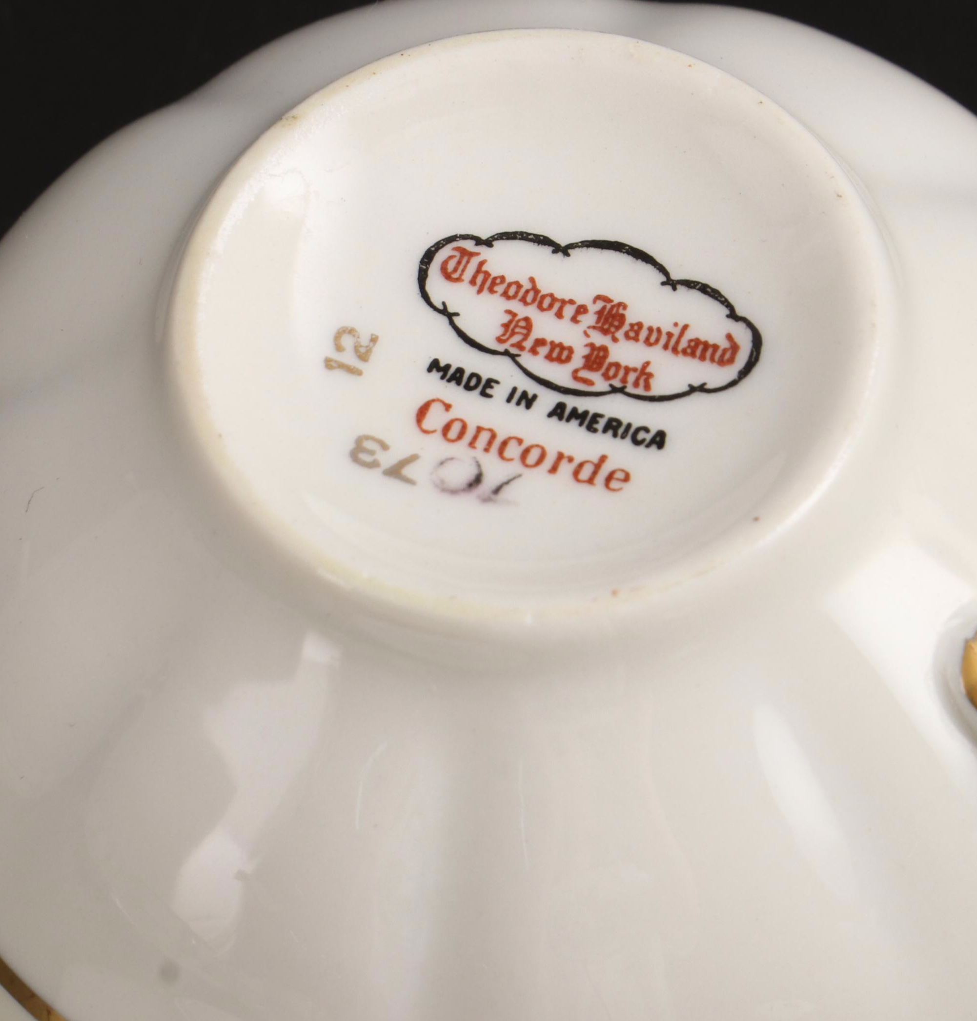 Theodore Haviland "Concorde" Porcelain Dinnerware, Mid-20th Century