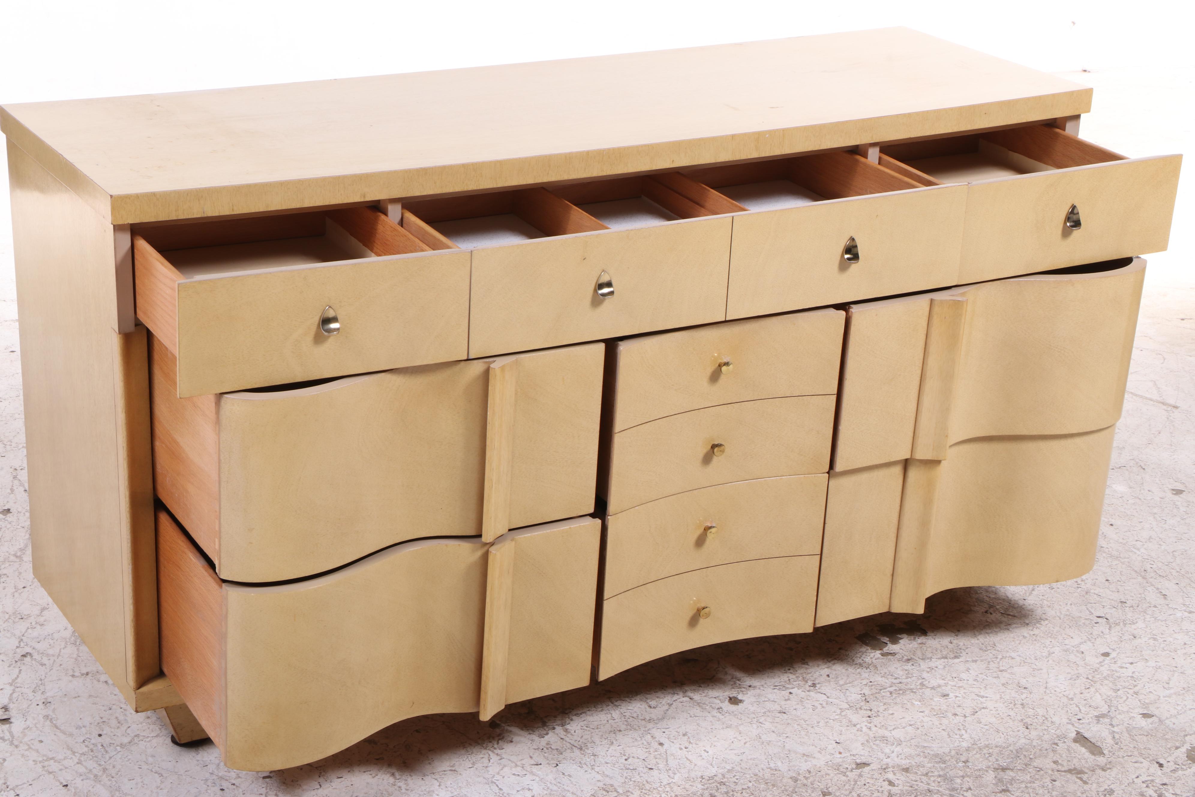 Kent Coffey Style Mid Century Modern Blonde Wood Ten-Drawer Dresser