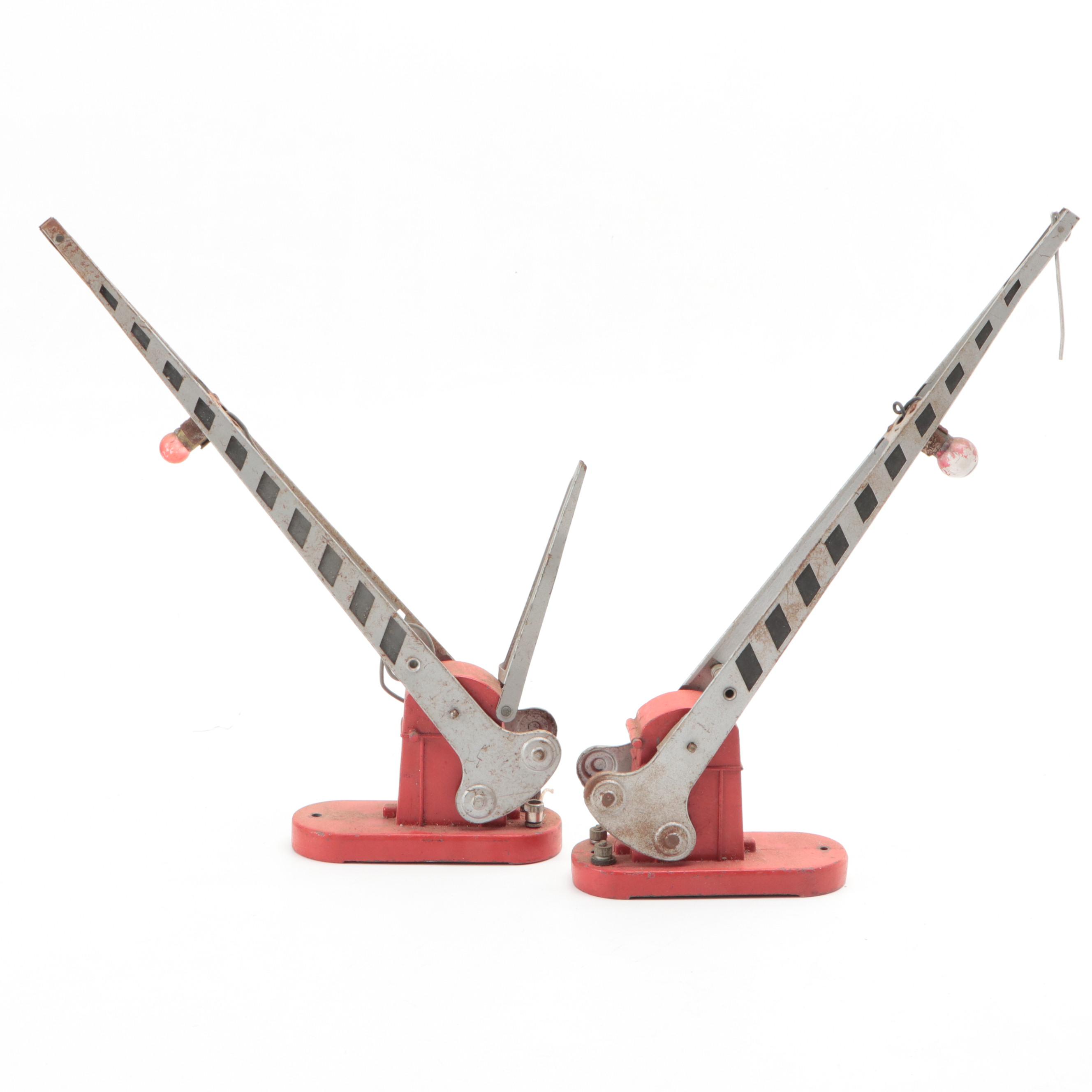 Marx Girard Train Station with Lionel No.1045 Flagman and Other Accessories