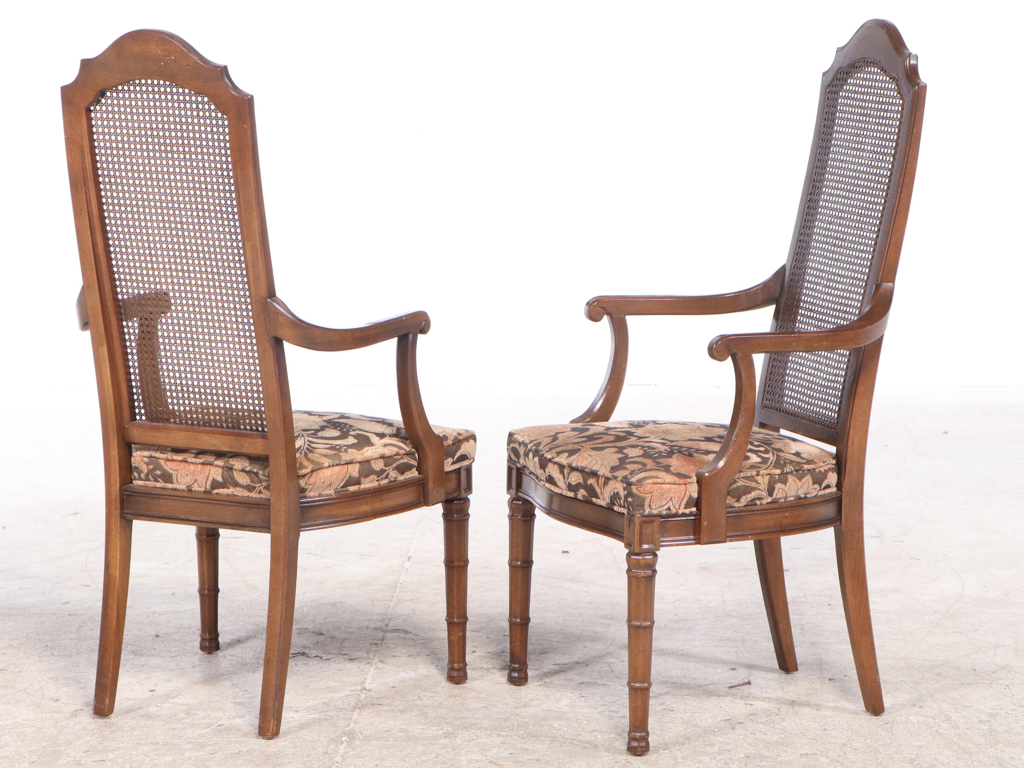 Henredon Mediterranean Style Pecan Seven-Piece Dining Set