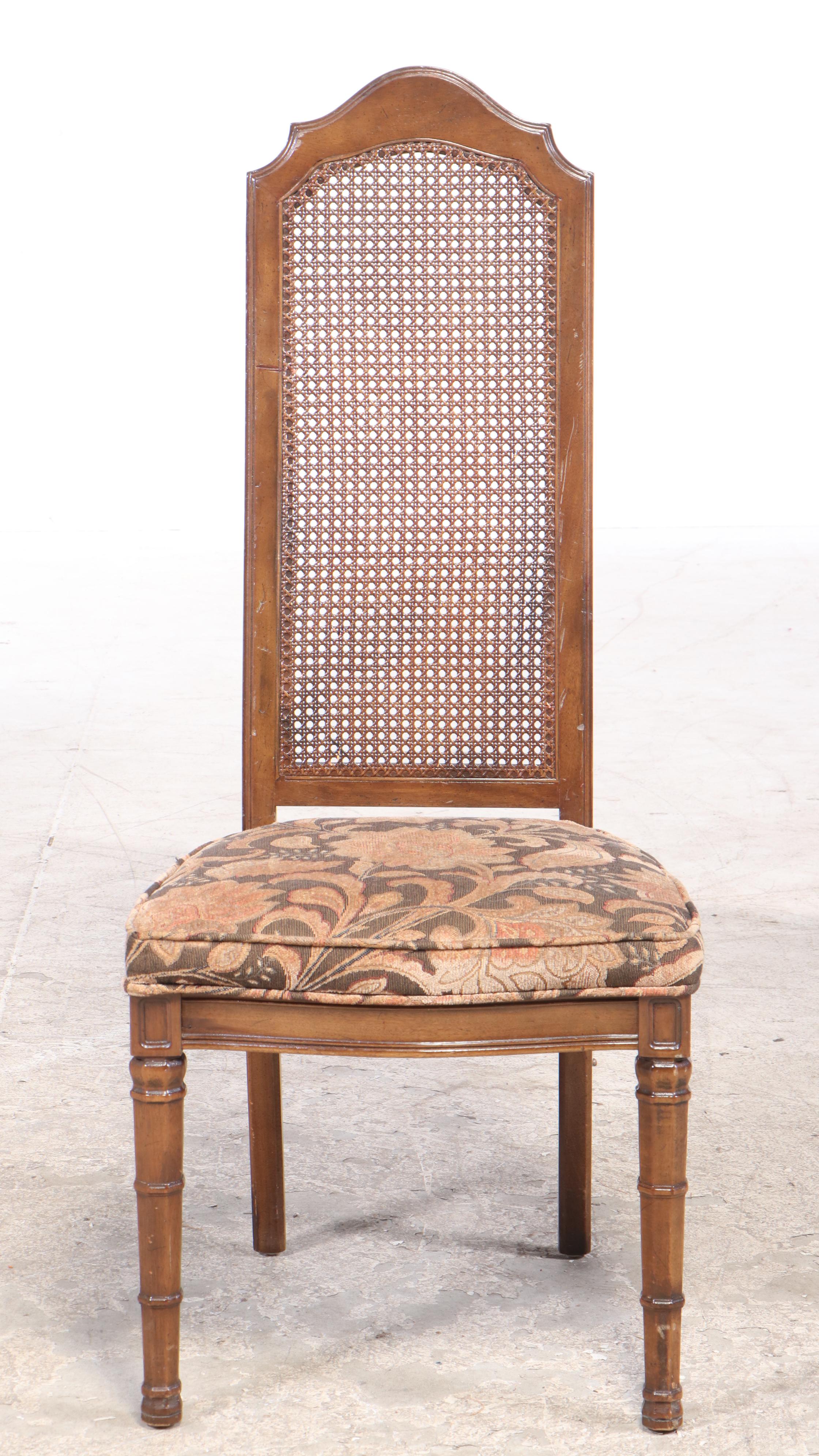 Henredon Mediterranean Style Pecan Seven-Piece Dining Set