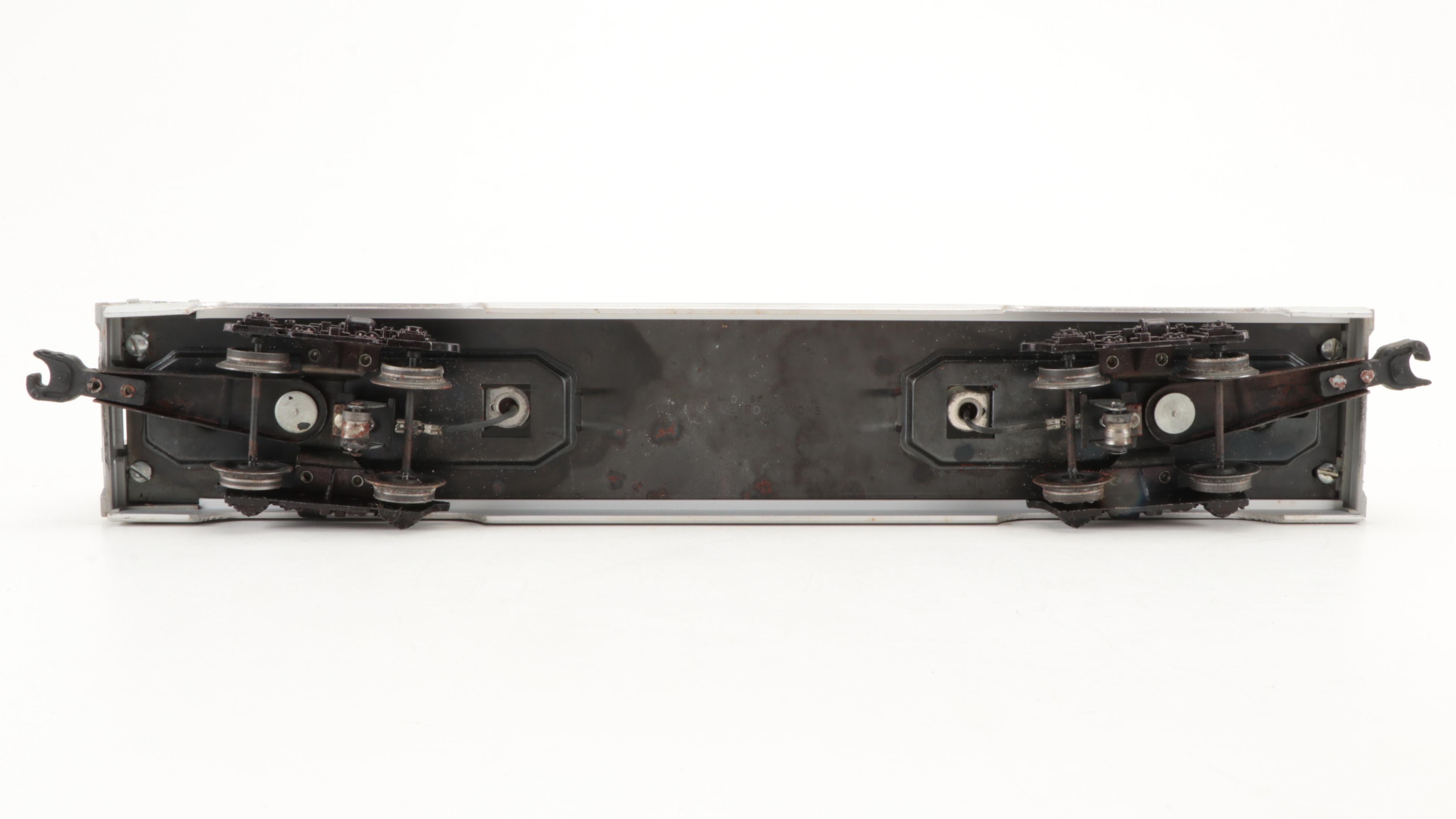 Williams Reproduction of Lionel AMTRAK Railway Express Agency