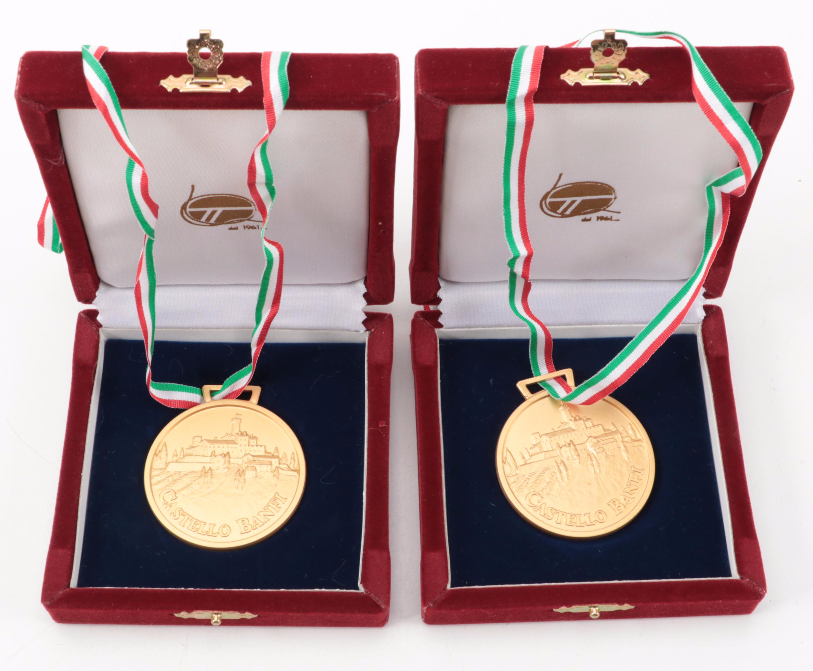 Oceania Club Luggage Tag with Castello Banfi Brass Medals