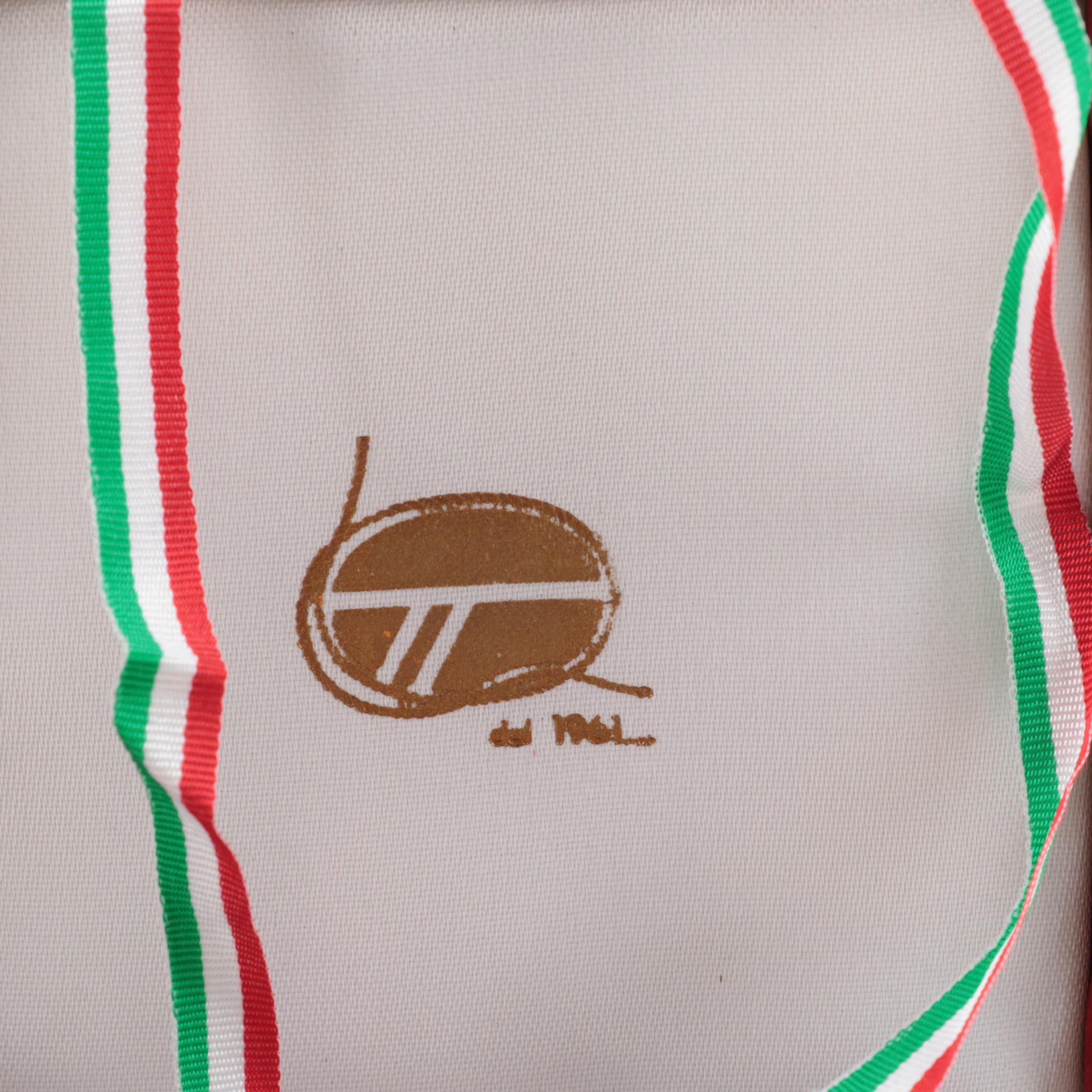 Oceania Club Luggage Tag with Castello Banfi Brass Medals