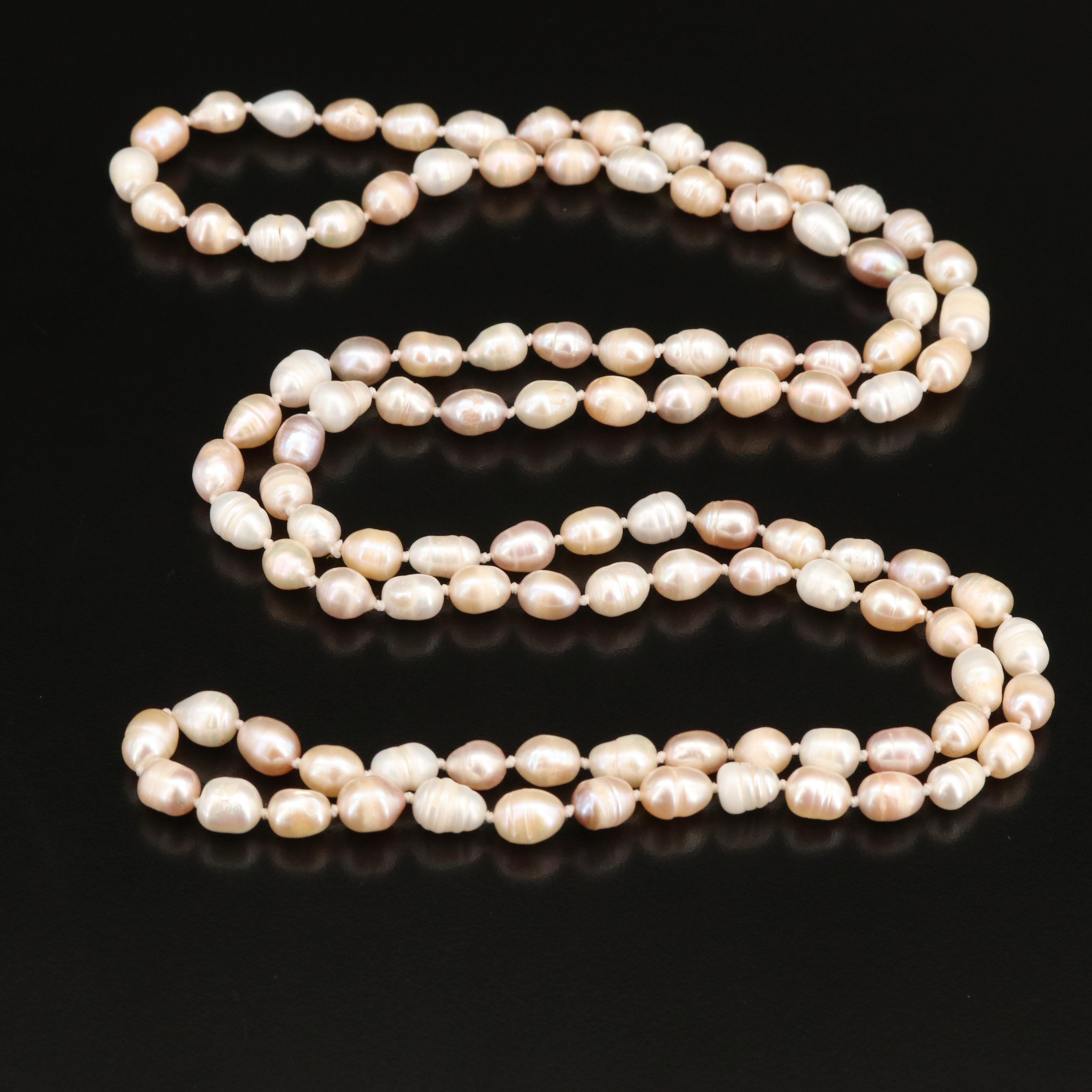 Rope Length Pearl Necklace