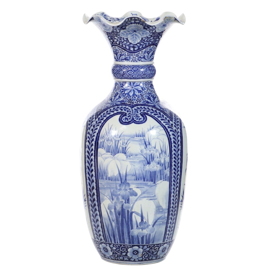 Chinese Blue and White Porcelain Floor Vase, Late 19th to Early 20th Century