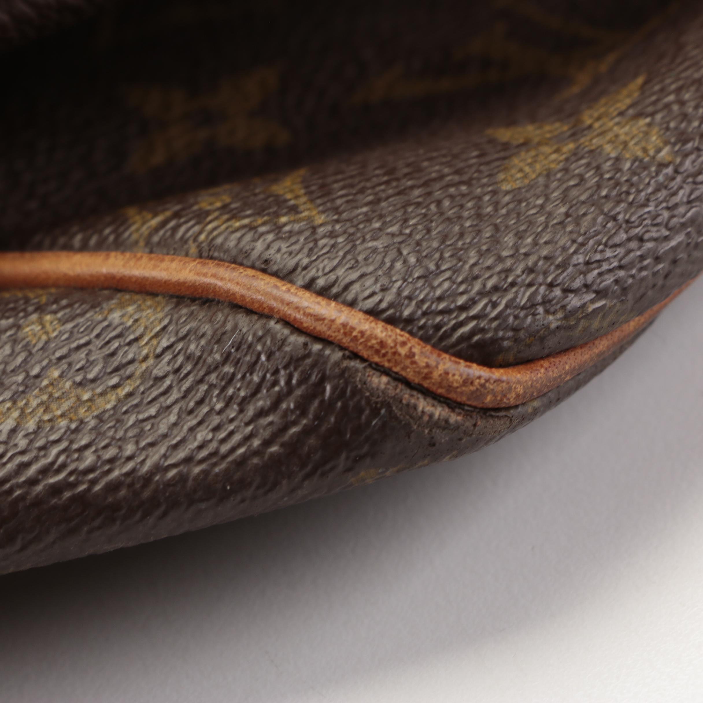 Louis Vuitton Keepall 55 in Monogram Canvas and Vachetta Leather