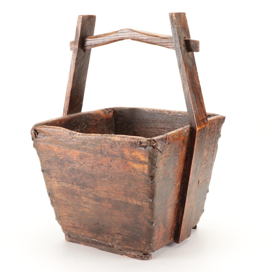 Chinese Wooden Grain Bucket