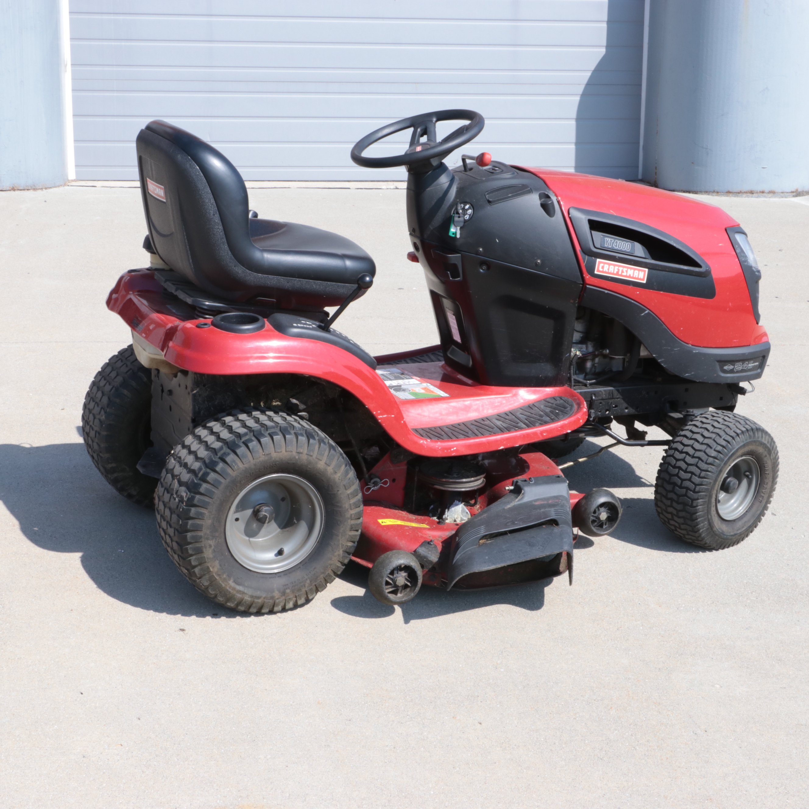 Craftsman 42" YT4000 Gas Powered 24HP Lawn Tractor Riding Mower