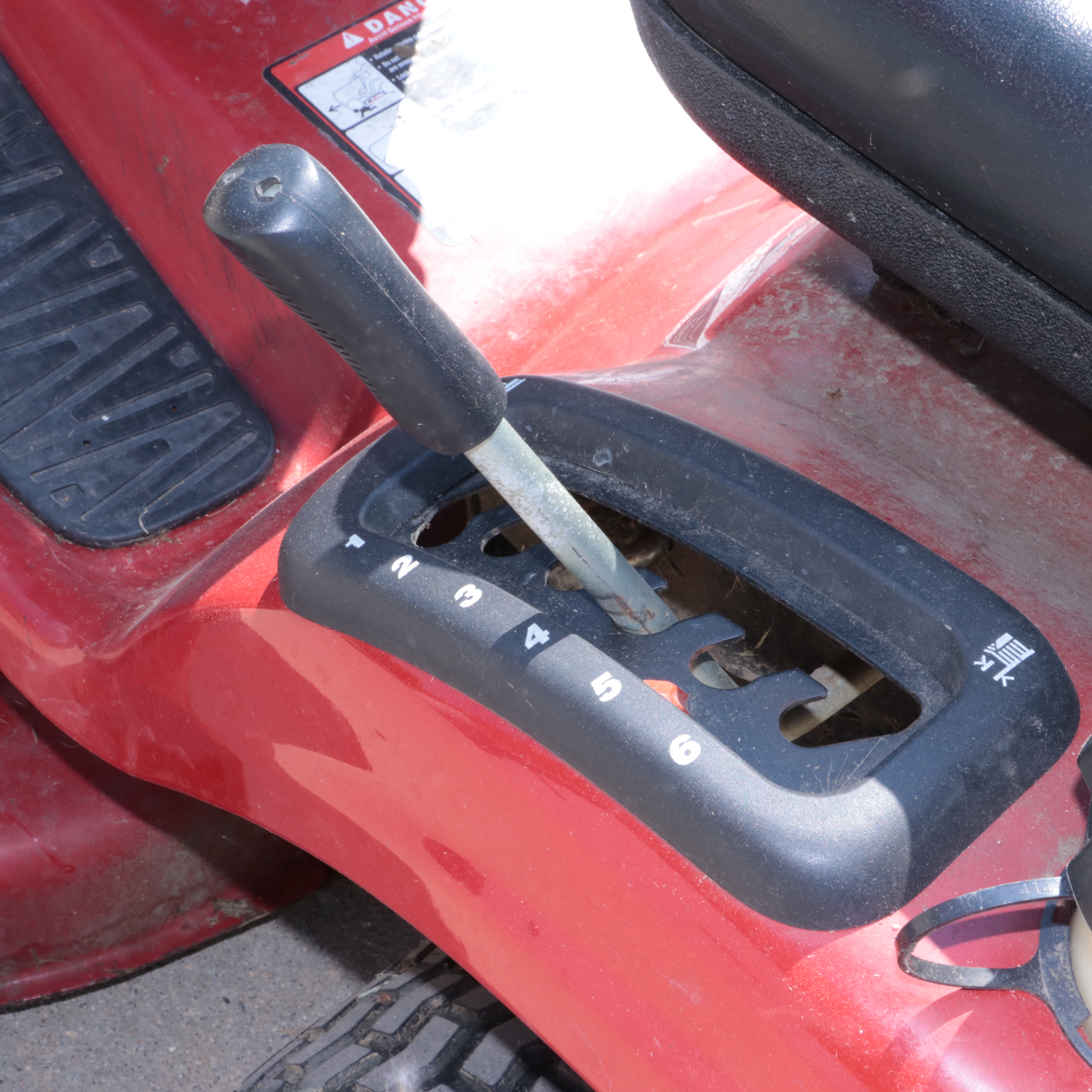 Craftsman 42" YT4000 Gas Powered 24HP Lawn Tractor Riding Mower