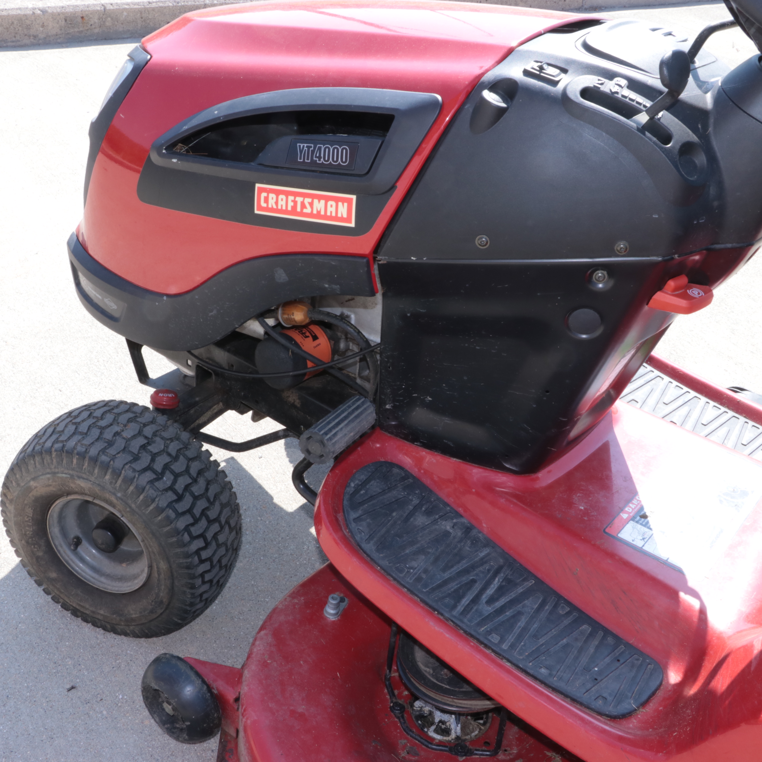 Craftsman 42" YT4000 Gas Powered 24HP Lawn Tractor Riding Mower