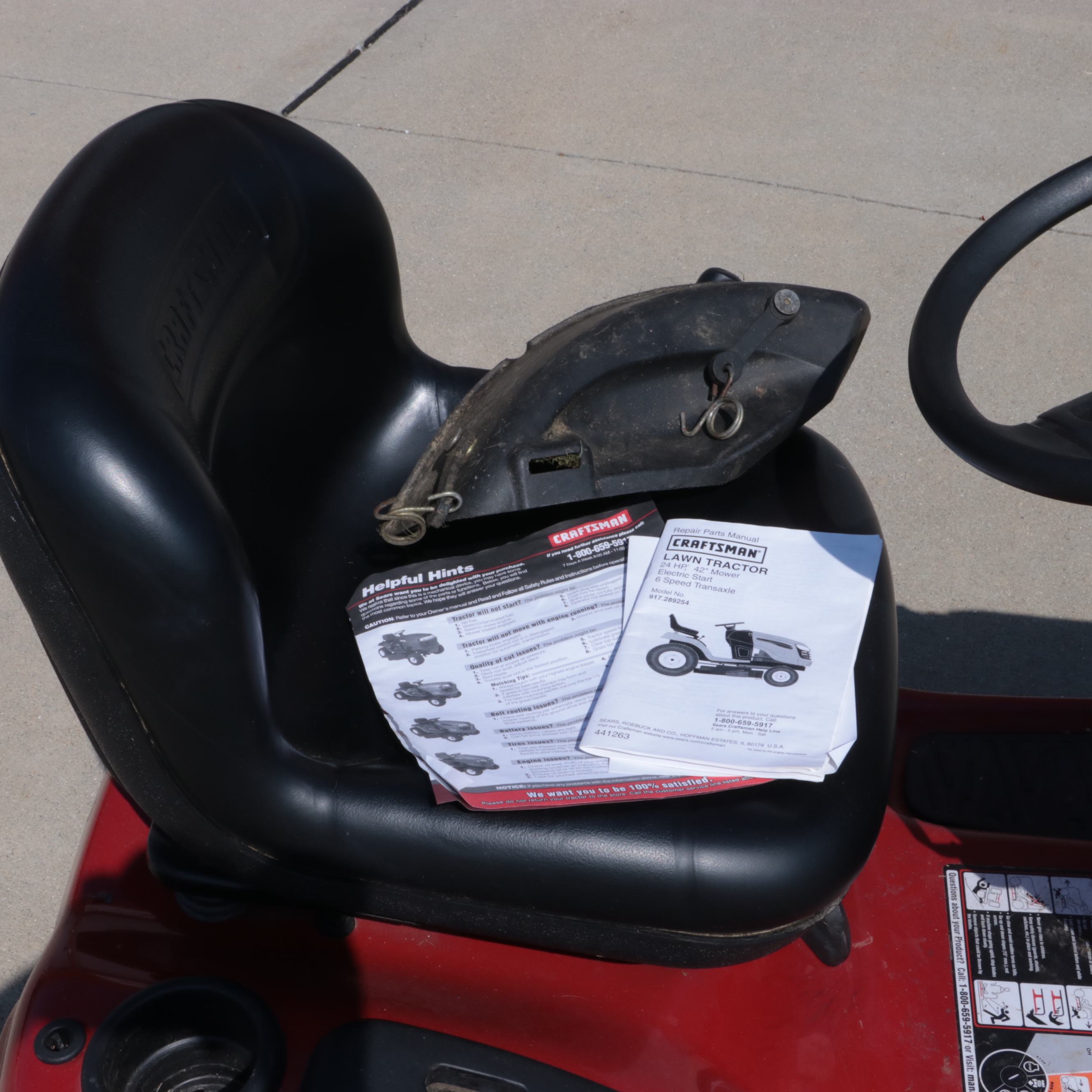 Craftsman 42" YT4000 Gas Powered 24HP Lawn Tractor Riding Mower