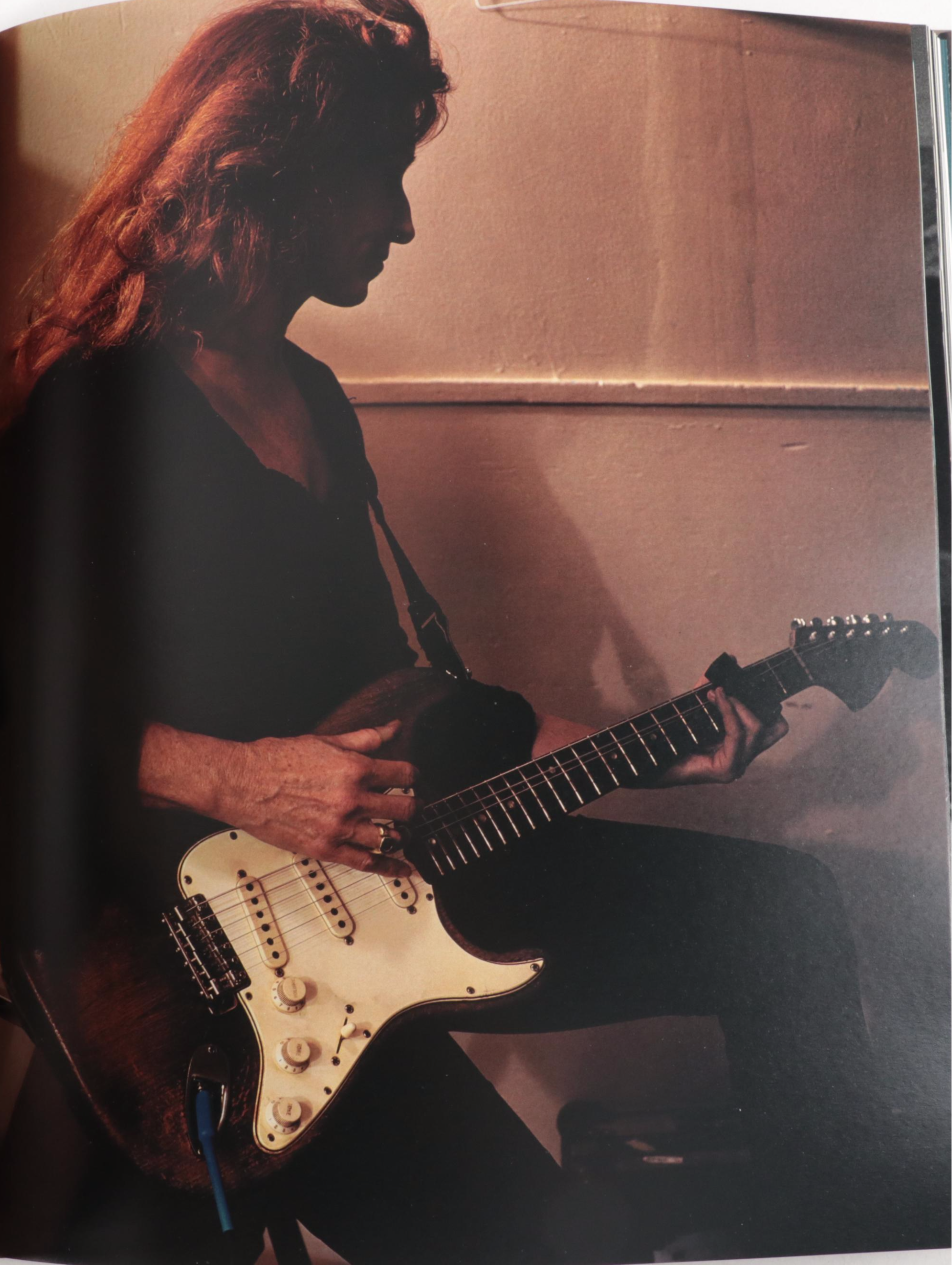 "Salvador Dalí: The Paintings, 1904–1946" and More Art Books