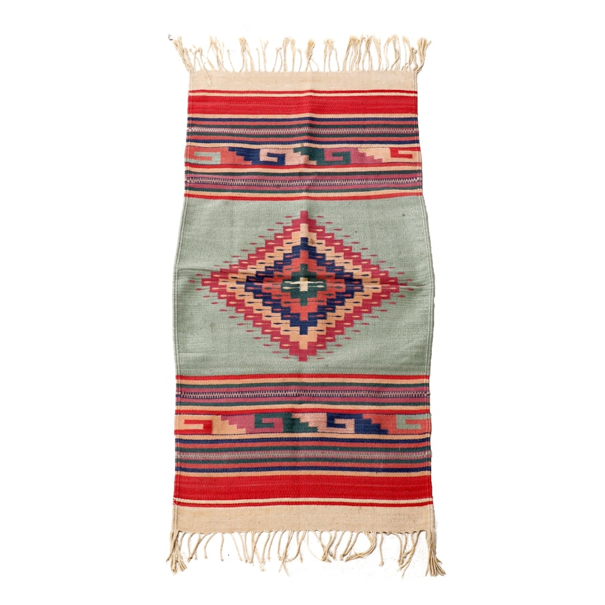2'4" x 4'8" Handwoven Mexican Accent Rug