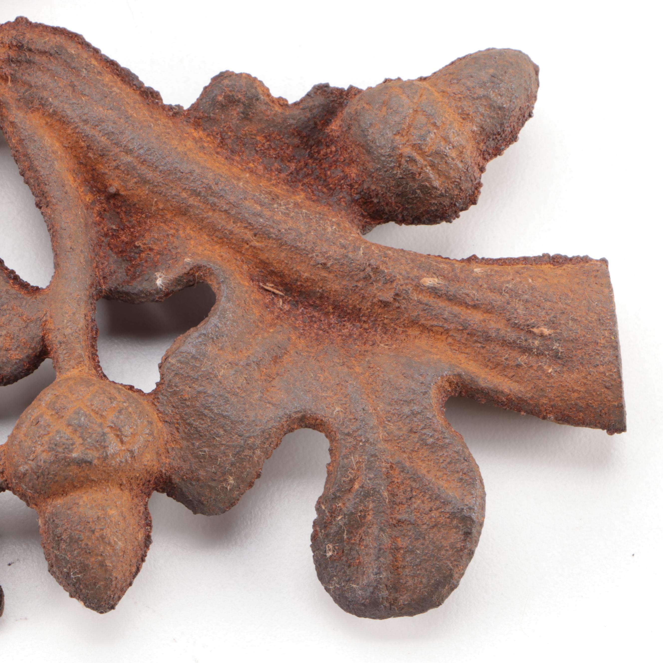 Cast Iron Oak Leaf Design Decorative Metal Piece