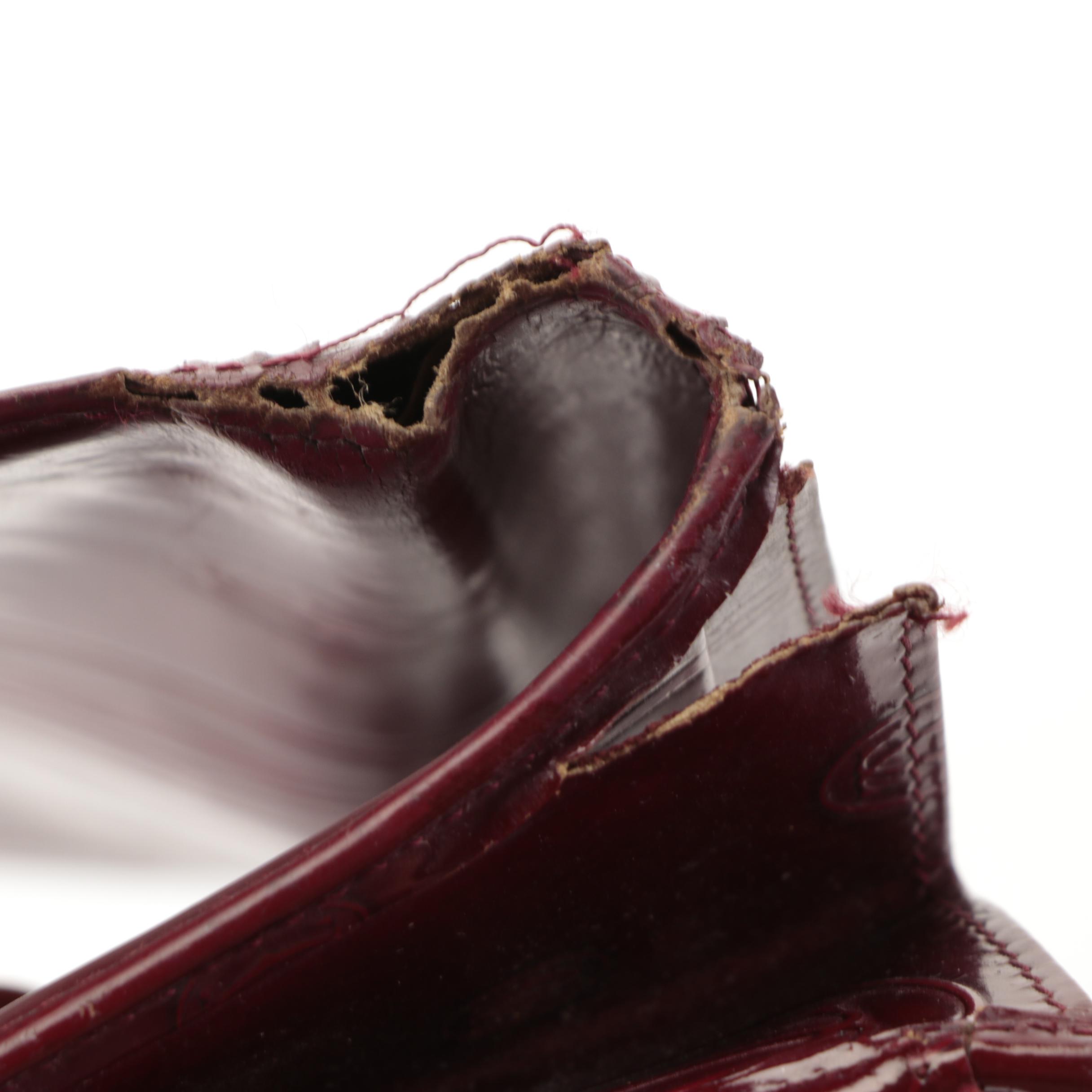 Must de Cartier Logo Embossed Patent Leather Happy Birthday Continental Wallet