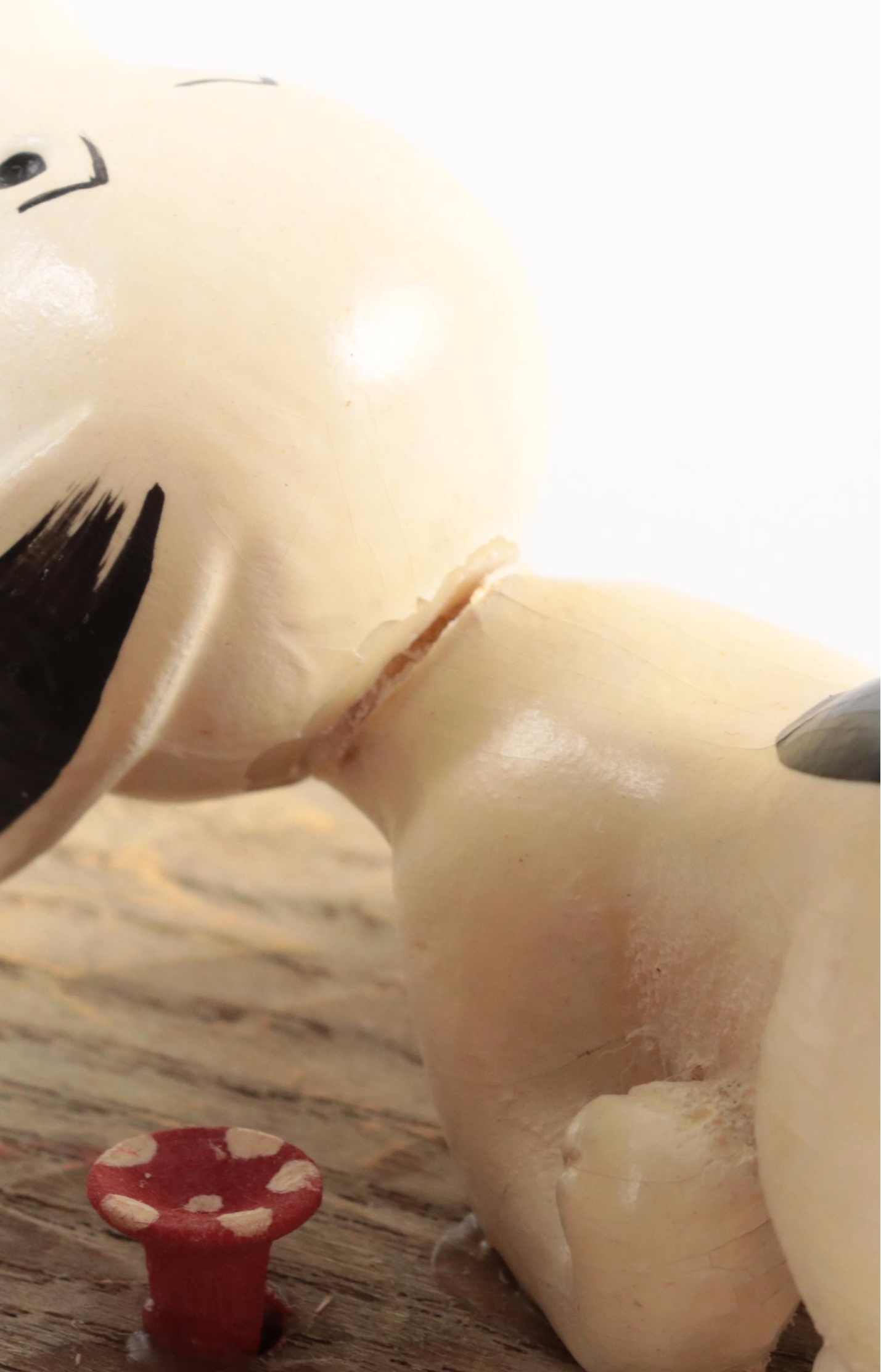 Reuge "Release Me" Wooden Peanuts Music Figure