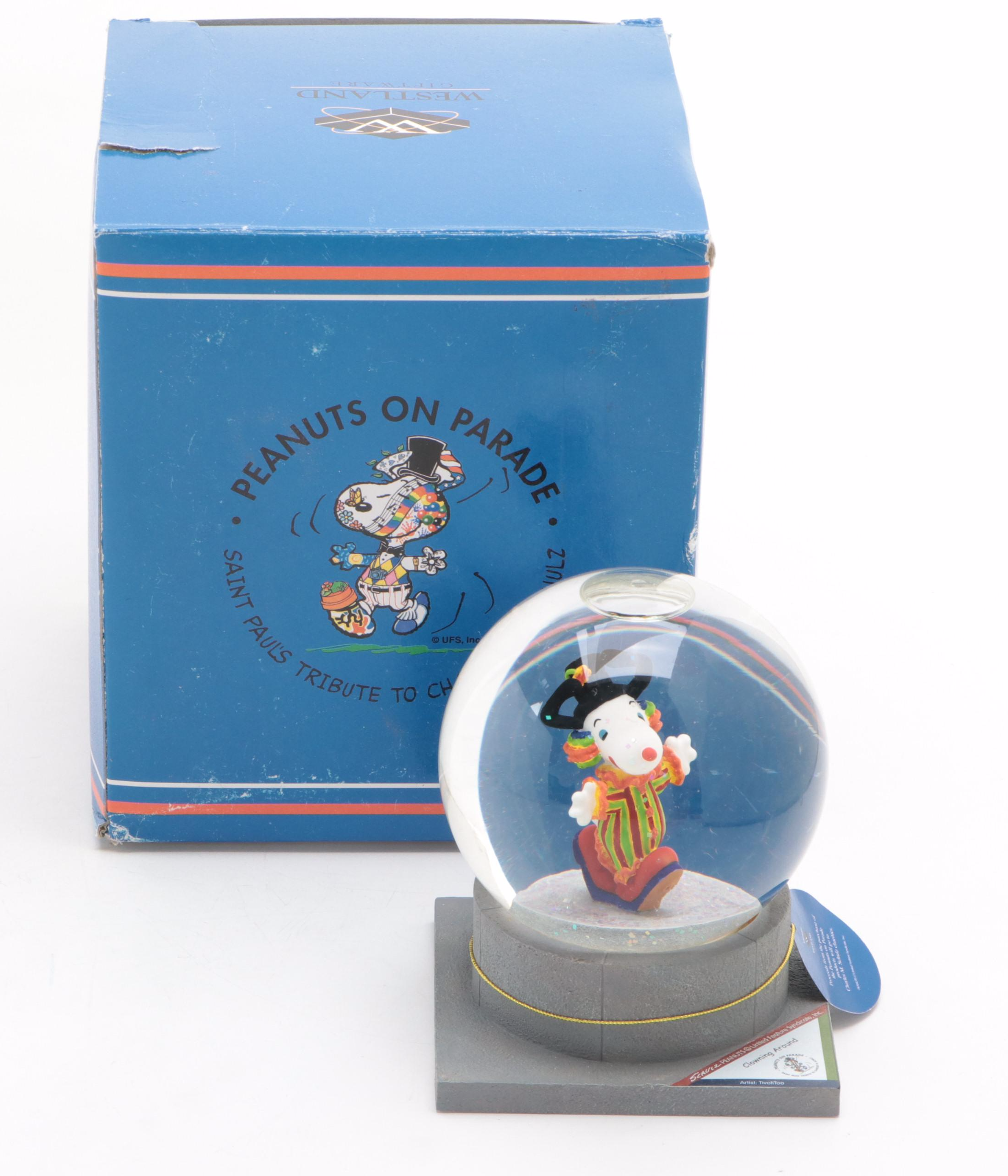 Westland Peanuts on Parade "Clowning Around" Snoopy Snow Globe
