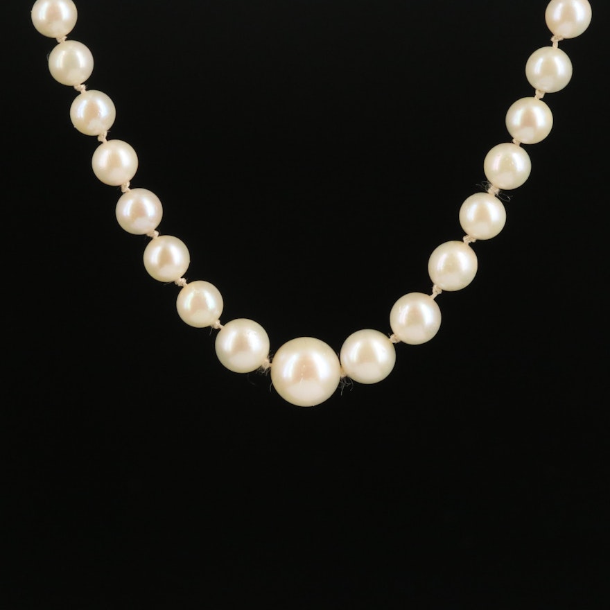 Pearl Graduated Necklace with 10K Clasp