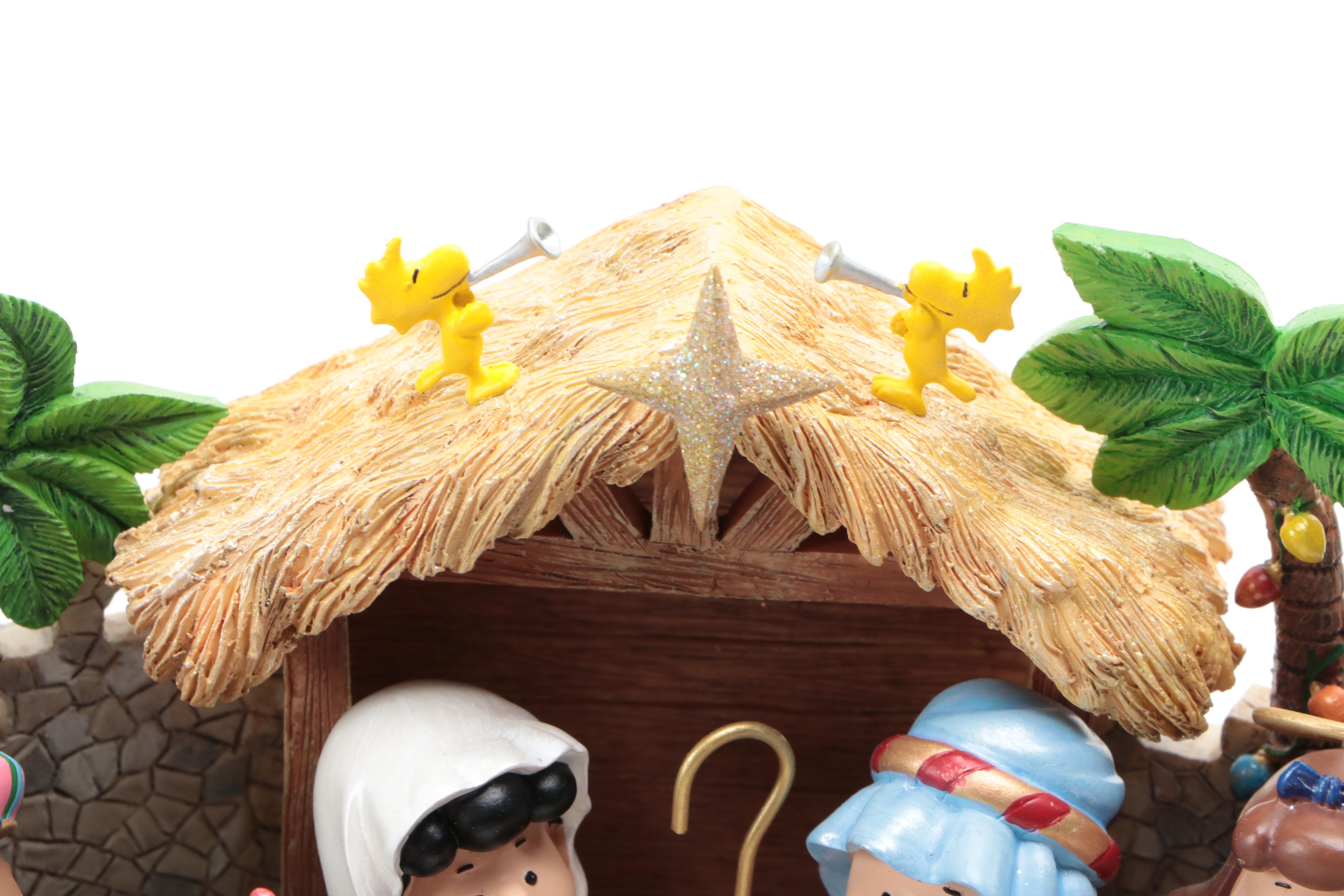 Danbury Mint Peanuts Nativity Scene Resin Figural Group