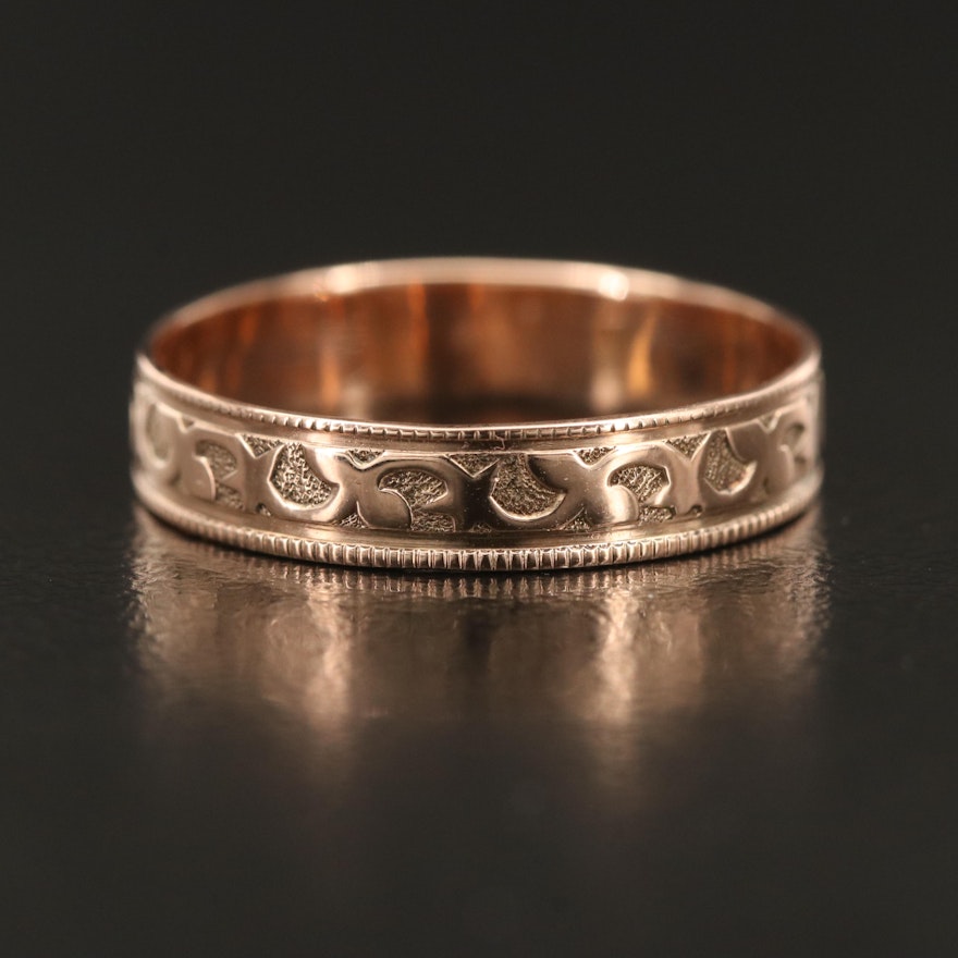 10K Rose Gold Band with Star and Milgrain Detail